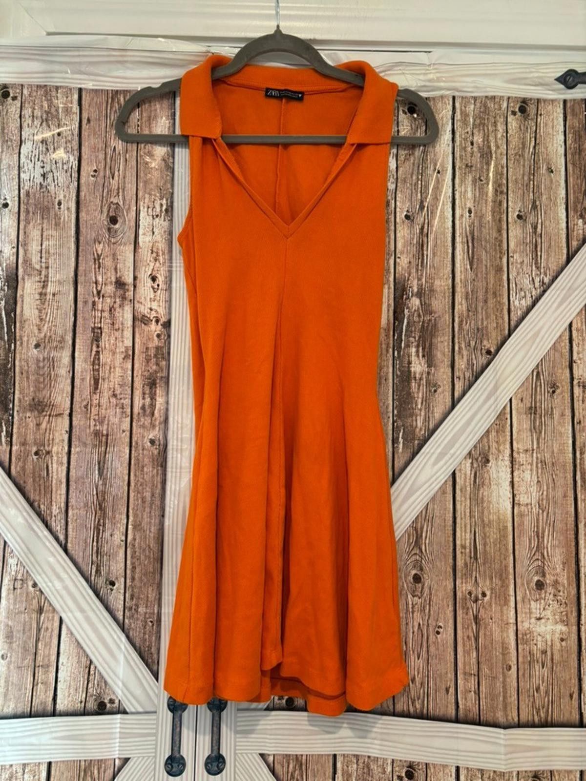 Zara Women's sz M orange sleeveless Zara knit dress preloved #286 Size M / US 6-8 / IT 42-44 - 1 Thumbnail
