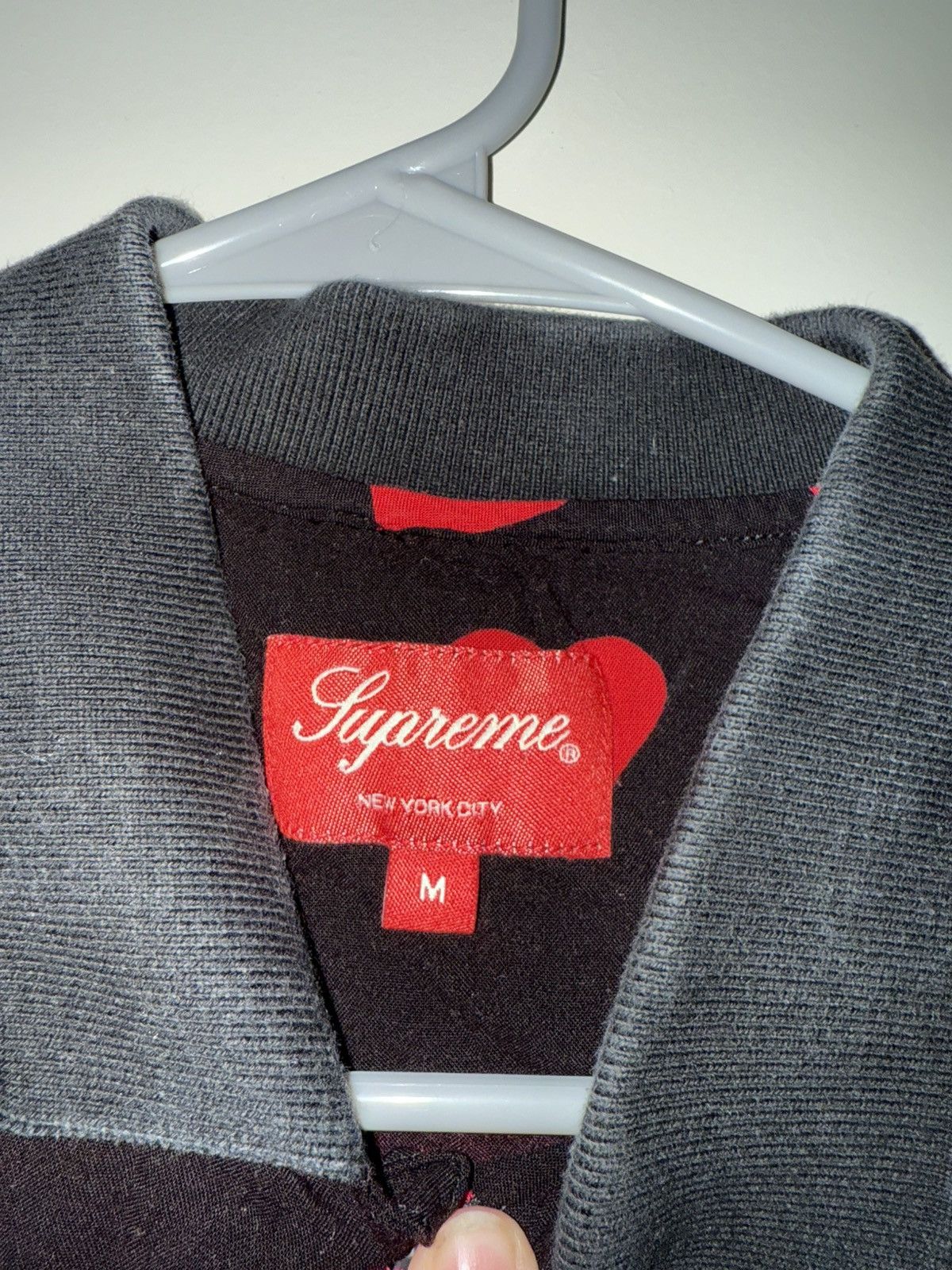 Supreme SUPREME SS17 HEARTS RAYON BUTTON UP Size US M / EU 48-50 / 2 - 3 Thumbnail