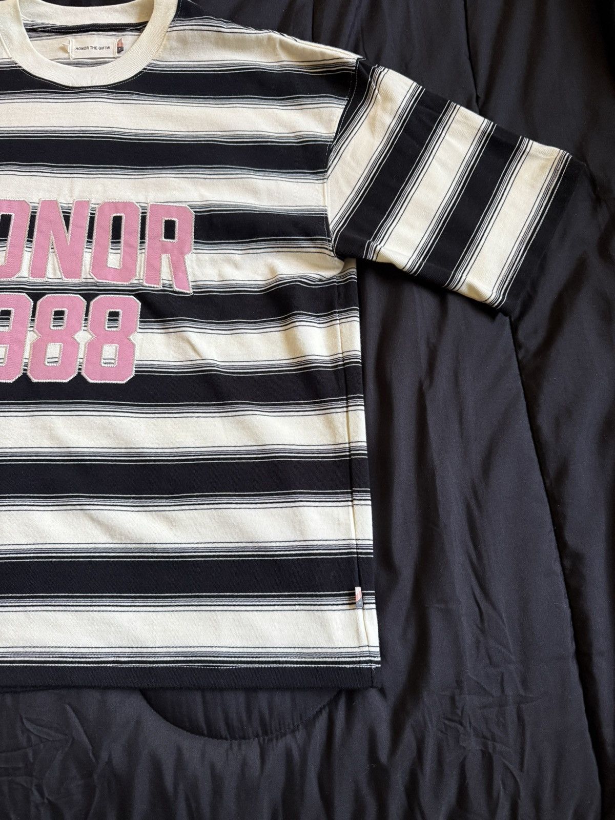 Honor the Gift Honor the gift tee size small Size US S / EU 44-46 / 1 - 3 Thumbnail