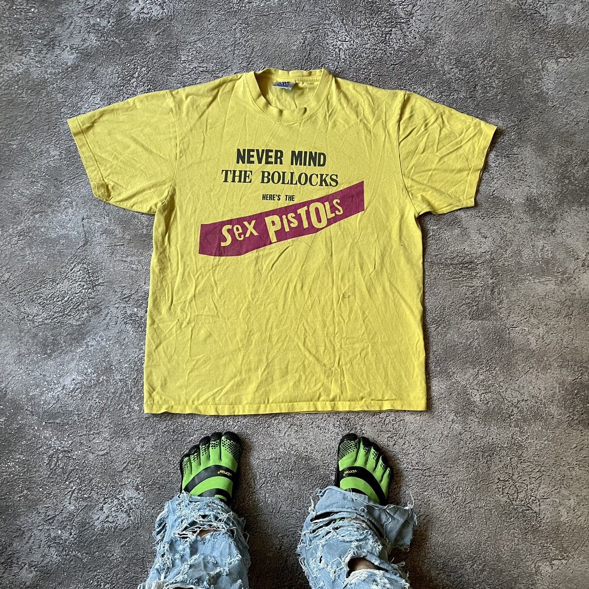 Vintage Vintage Y2K Sex Pistols Graphic Tee Sun Faded Yellow Punk XL Size US XL / EU 56 / 4 - 1 Thumbnail