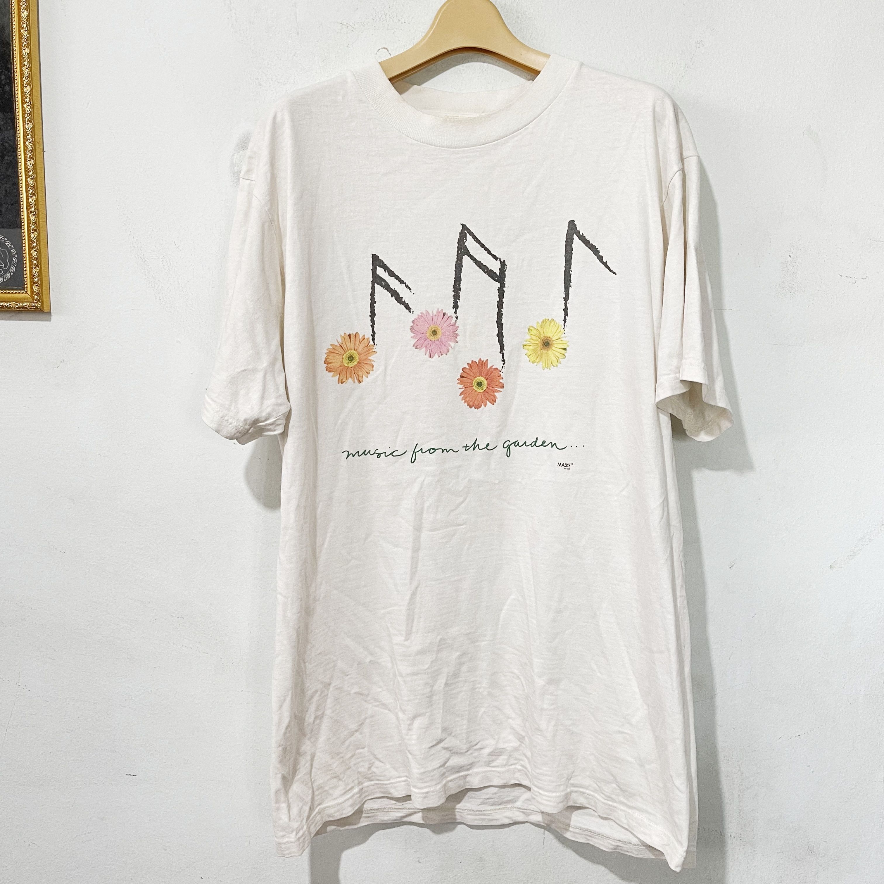 Vintage Vintage 90s Music From the Garden Maze T-Shirt Size US L / EU 52-54 / 3 - 1 Thumbnail