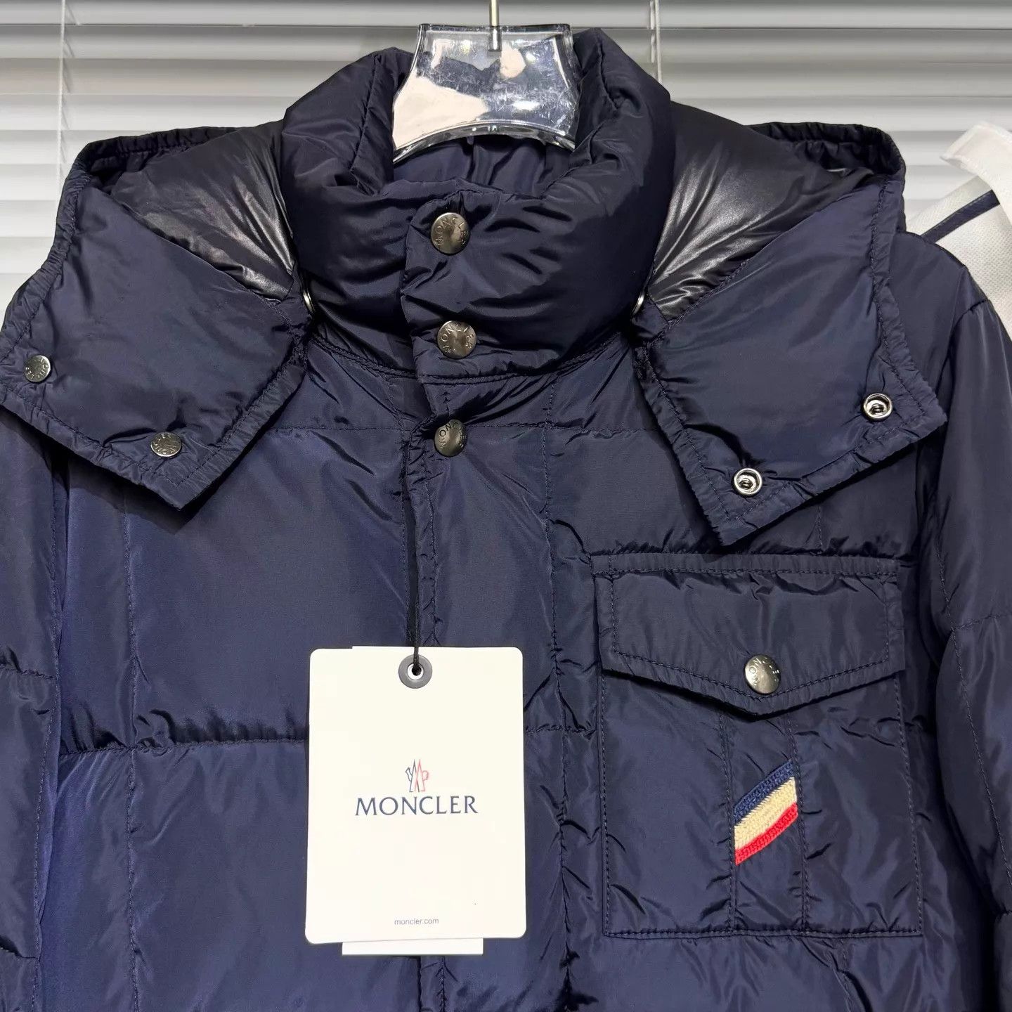 Moncler Moncler Navy Colorblock Removable Hood Nylon Jacket 0 Size US XS / EU 42 / 0 - 3 Thumbnail
