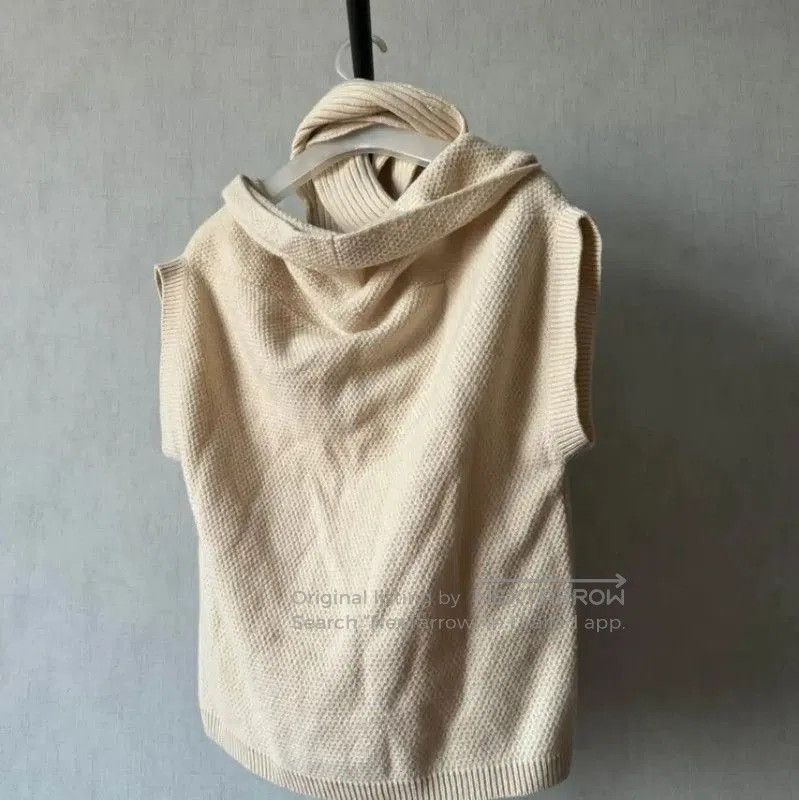 Max Mara MaxMara Beige Wool Short Sleeve Sweater . Size S / US 4 / IT 40 - 2 Thumbnail