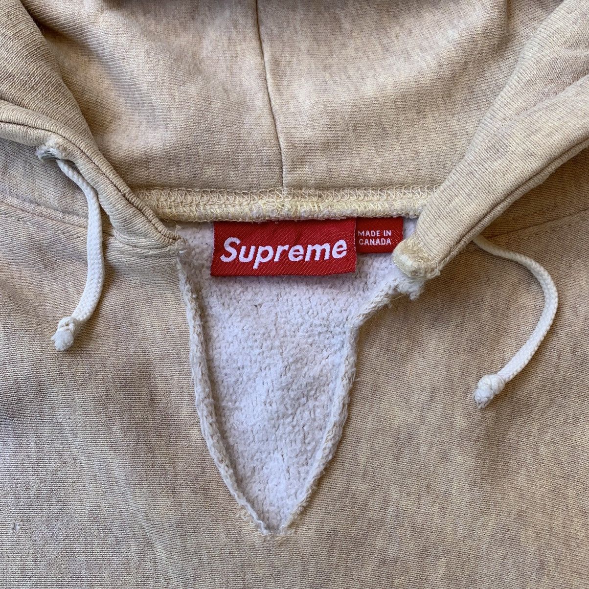 Supreme × Vintage Vintage 90’s Supreme Distressed Hoodie Size US L / EU 52-54 / 3 - 7 Thumbnail