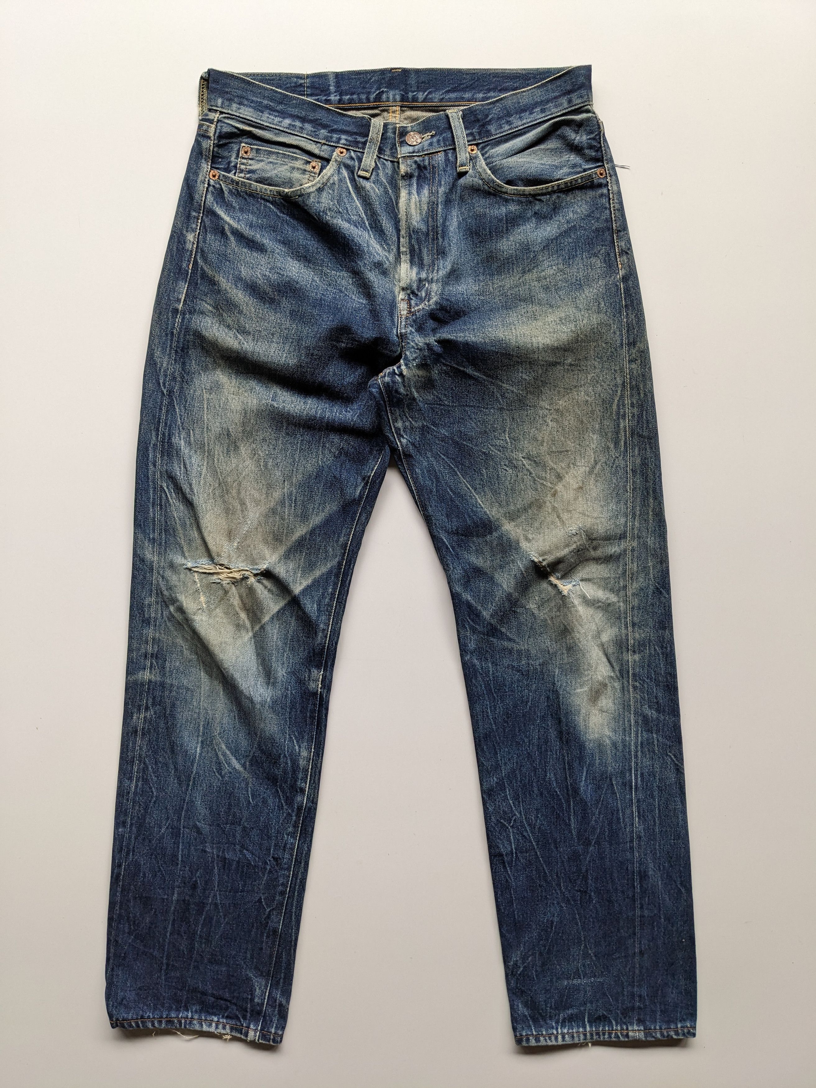 LVC × Levi's × Vintage Vintage Levi's LVC Big E selvedge distressed jeans Size US 32 / EU 48 - 2 Thumbnail