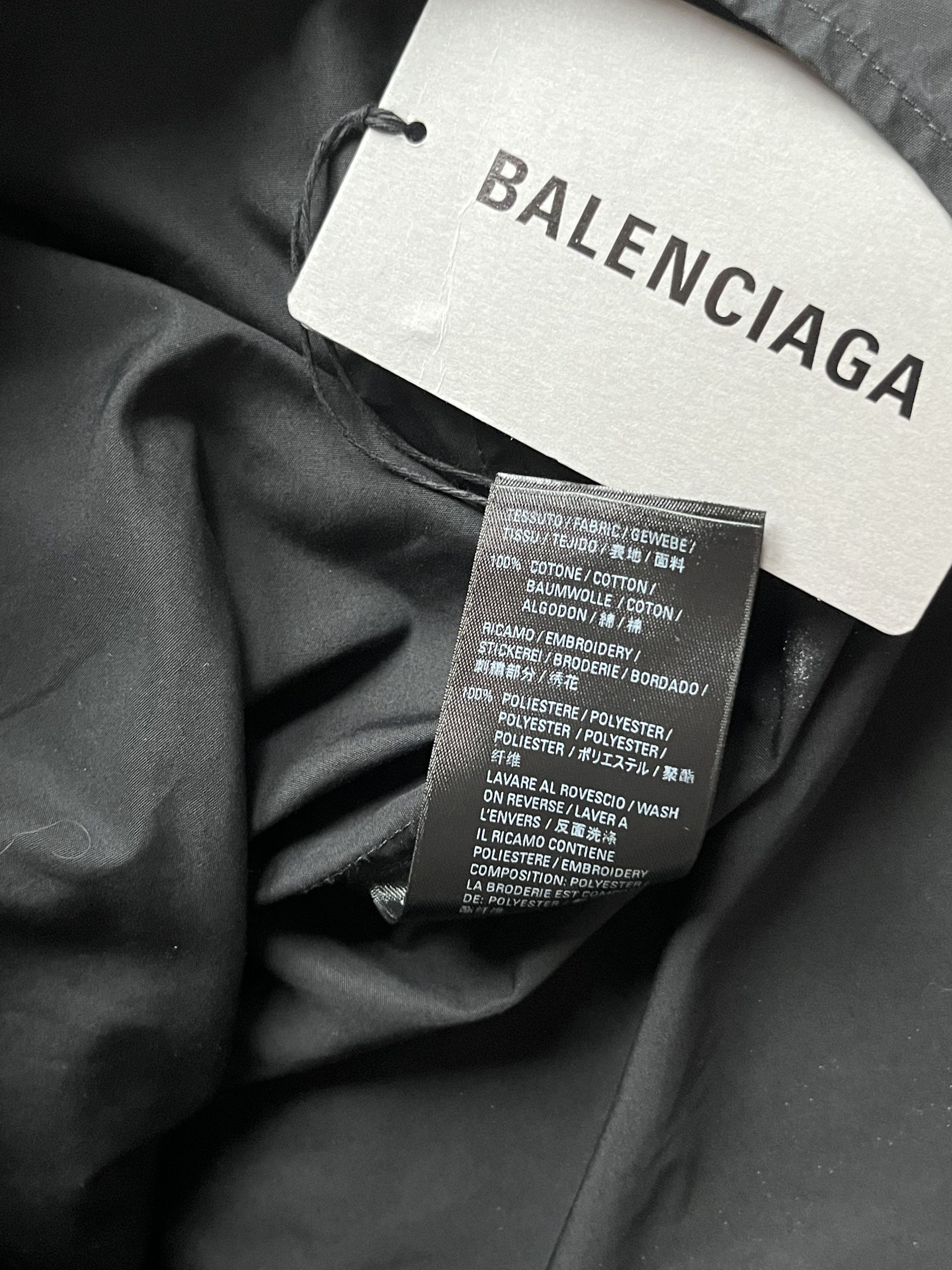 Balenciaga Balenciaga NASA button shirt Size US S / EU 44-46 / 1 - 9 Thumbnail