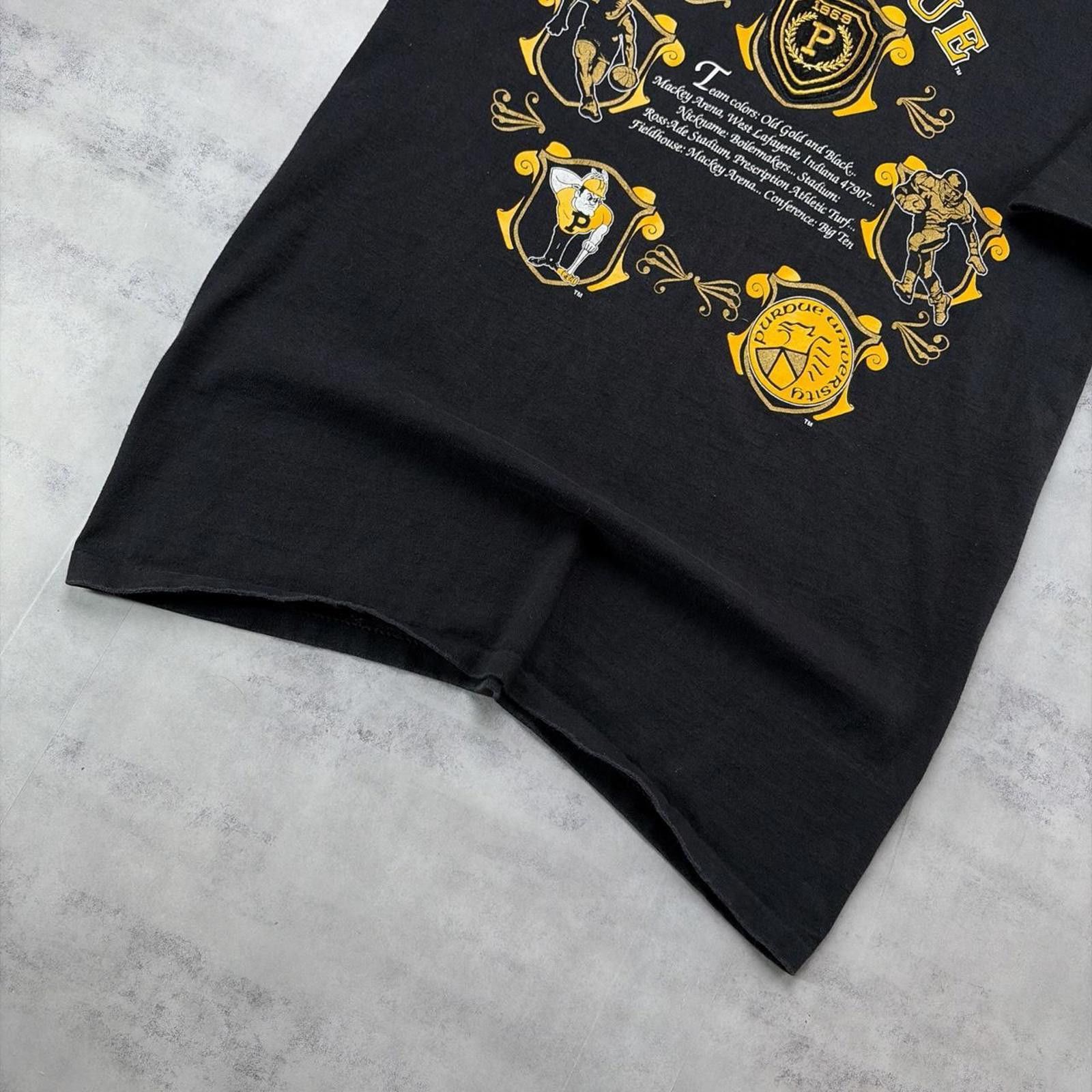 Nutmeg Vintage 90’s Nutmeg Purdue University T-Shirt Size US XL / EU 56 / 4 - 4 Thumbnail