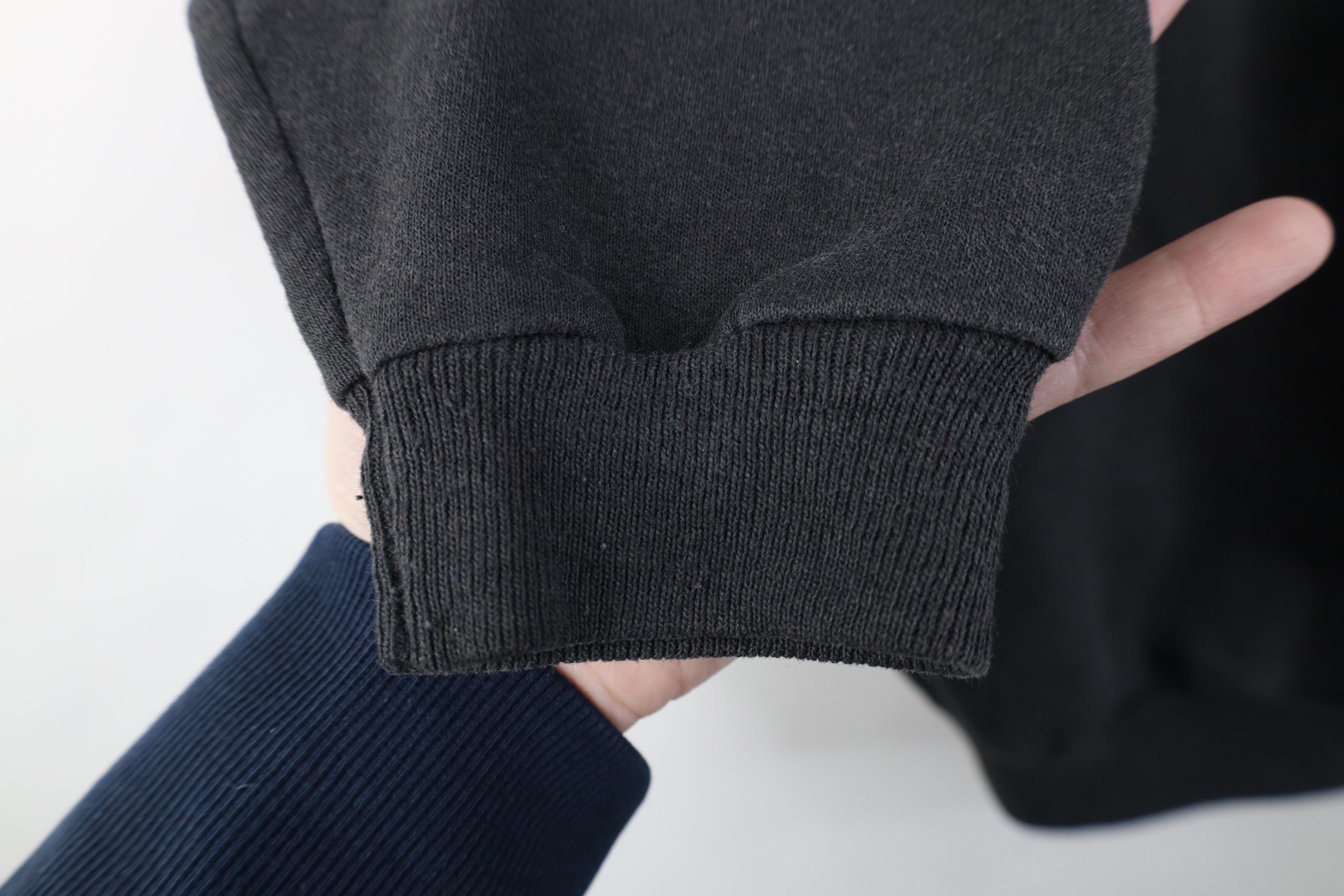 Vintage Vintage 90s Streetwear Faded Blank Crewneck Sweatshirt Black Size L / US 10 / IT 46 - 7 Thumbnail