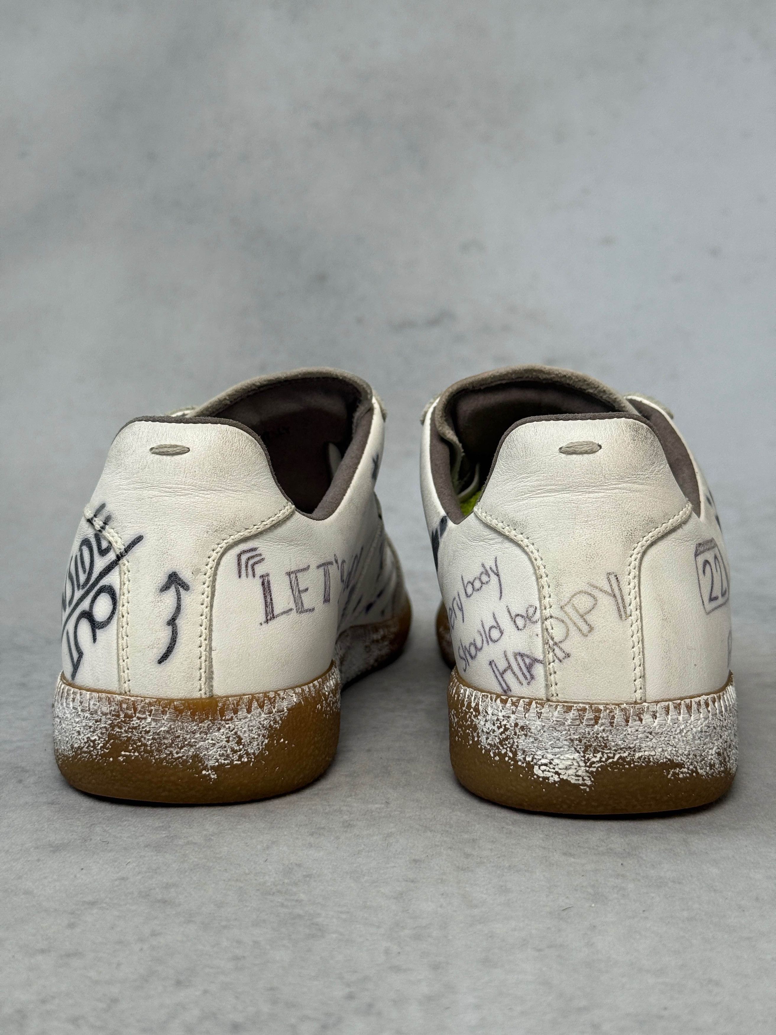 Maison Margiela Maison Margiela GATs 'Vintage Graffiti' Size US 7 / EU 40 - 6 Thumbnail