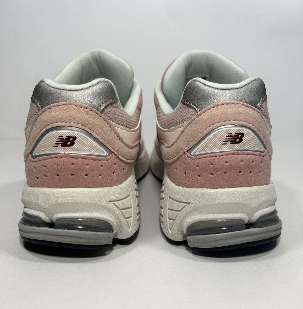 New Balance New Balance 2002R GS ‘Pink Sand’ Shoes Size: 6.5Y / 8 W Size US 8 / IT 38 - 5 Thumbnail