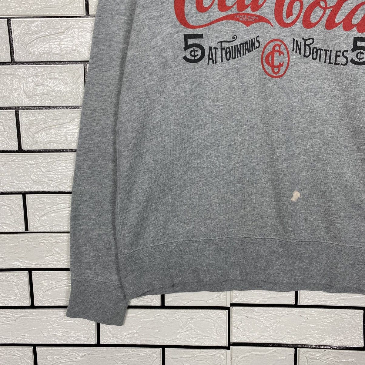 Japanese Brand Vintage Sweatshirt Coca Cola Big Logo Size US M / EU 48-50 / 2 - 5 Thumbnail