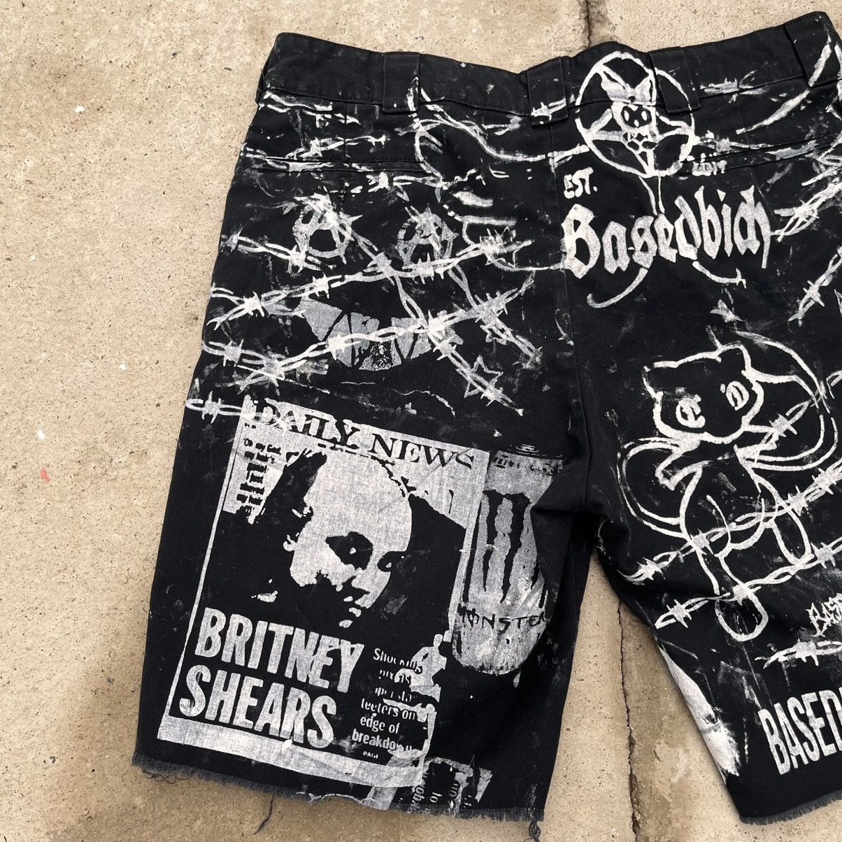 Designer Basedbich 1of1 printed shorts size 40x11 Size US 40 / EU 56 - 5 Thumbnail