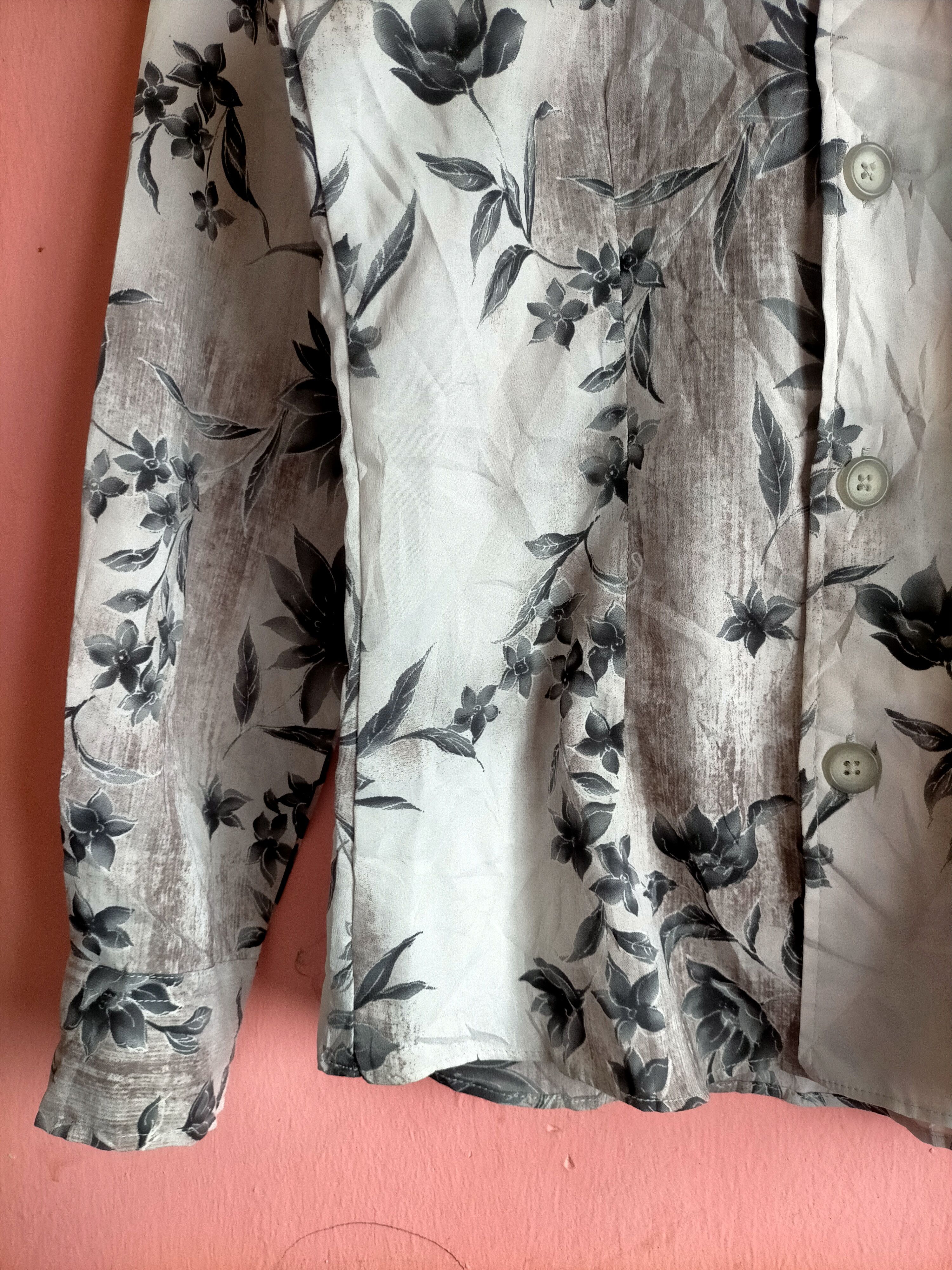 Tornado Mart Tornado Mart Floral Button ups shirt Size US M / EU 48-50 / 2 - 6 Thumbnail