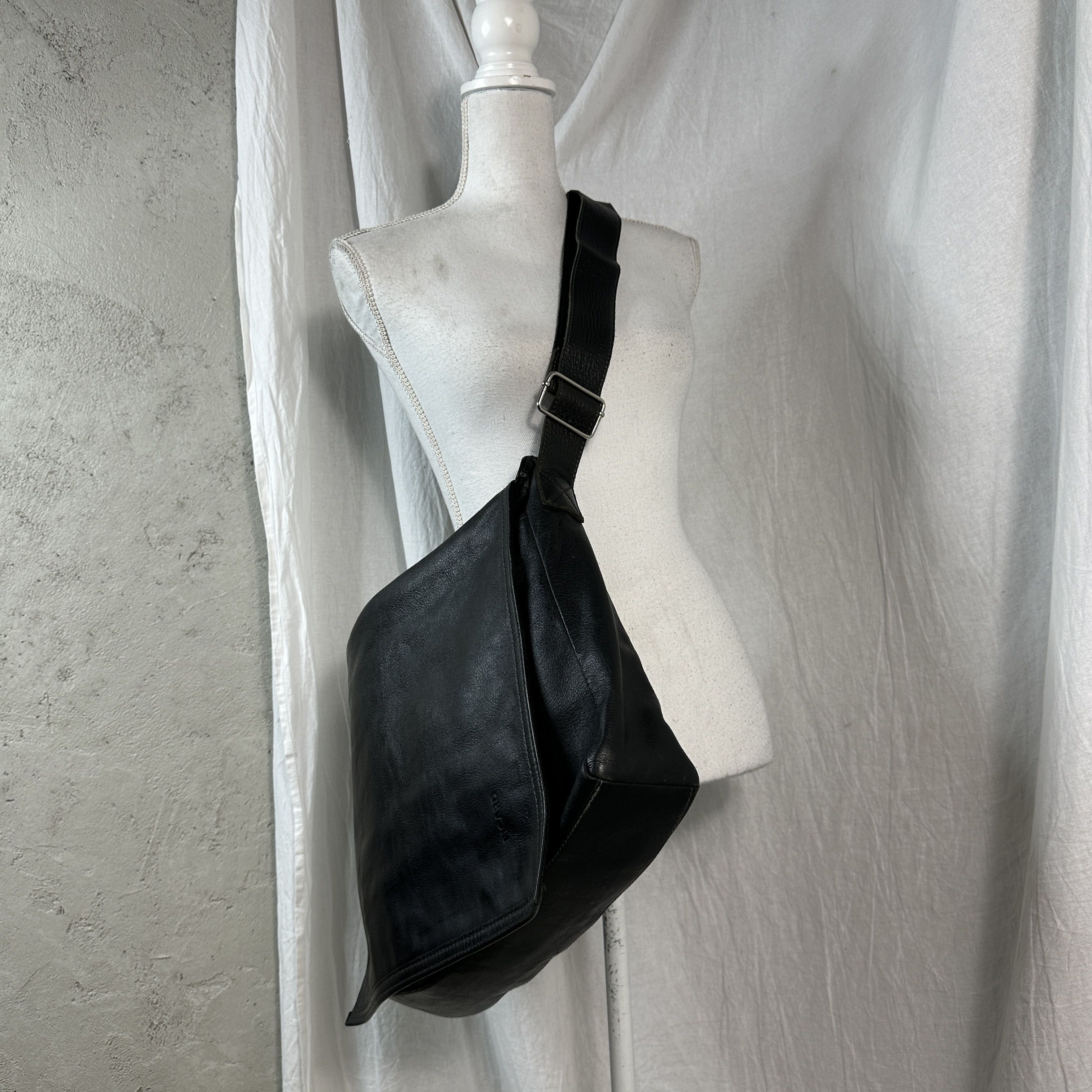 Vintage Vintage Avant-Garde Crossbody Bag Size ONE SIZE - 3 Thumbnail