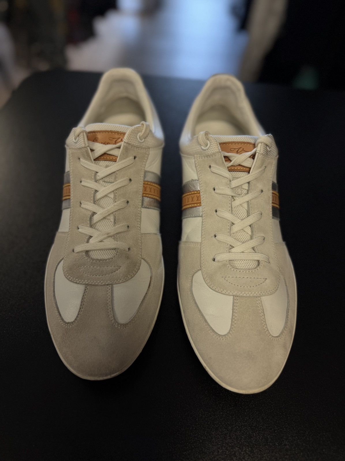 Louis Vuitton Louis Vuitton Dress Vintage Low Sneakers 9.5LV/10.5US Size US 10.5 / EU 43-44 - 3 Thumbnail