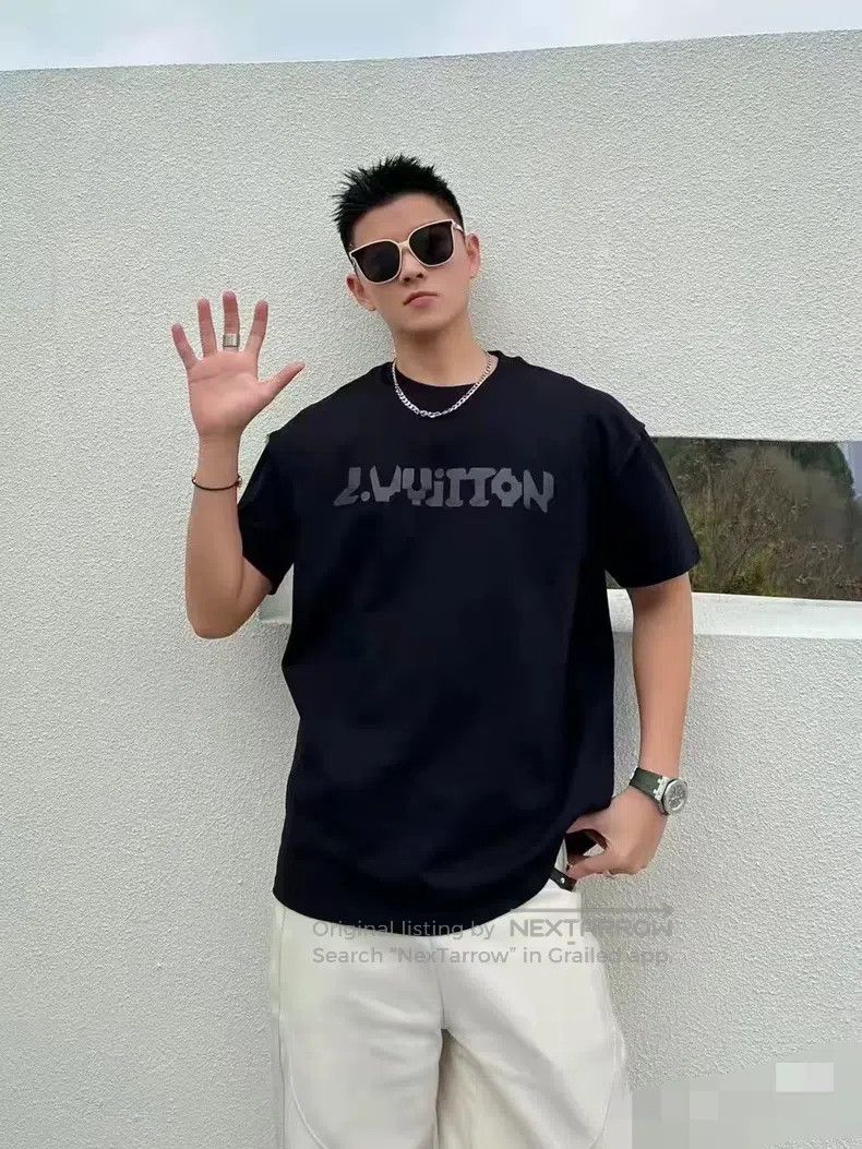 Louis Vuitton Louis Vuitton Tech monogrammed half-sleeve T-shirt Size US XL / EU 56 / 4 - 1 Thumbnail
