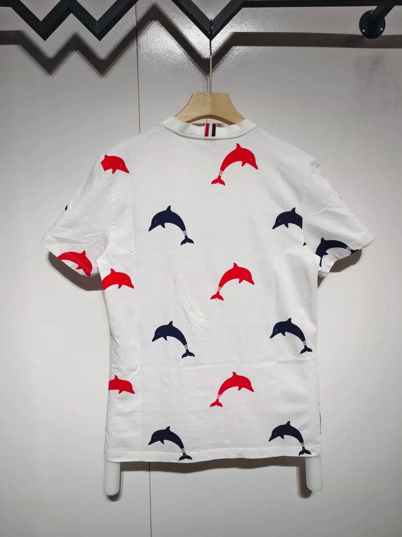 Thom Browne Thom Browne Dolphin print short sleeves Size US L / EU 52-54 / 3 - 2 Thumbnail