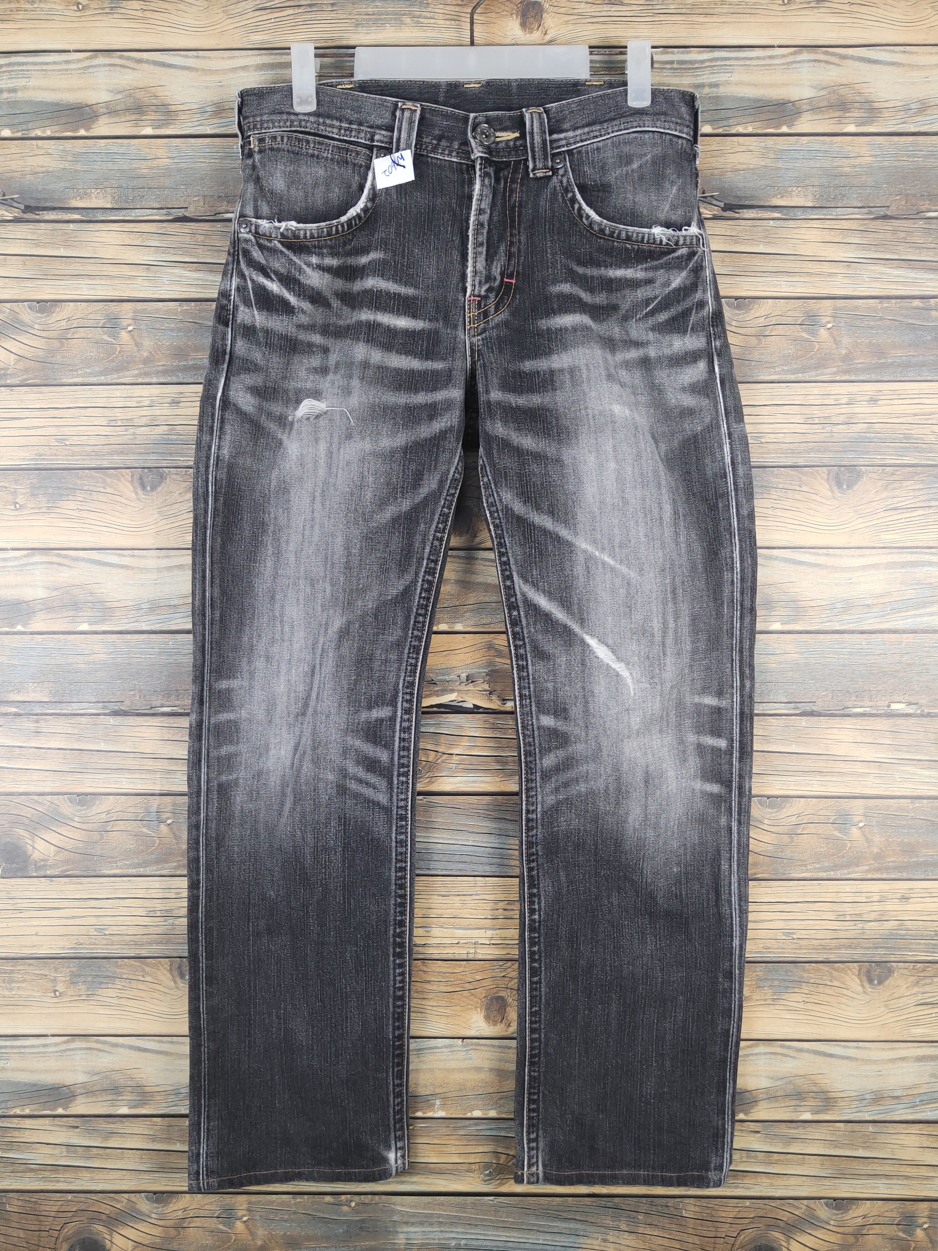 Vintage Wrangler Black Distressed Ripped denim Jeans #W1602 Size US 30 / EU 46 - 1 Thumbnail