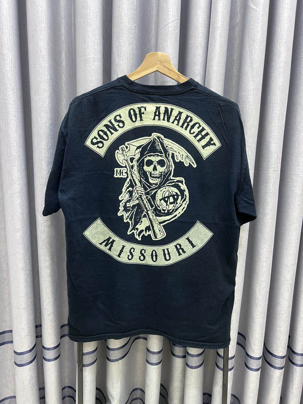 Vintage faded Y2K Sons Of Anarchy Missouri Mc Skull Movie tee Size US L / EU 52-54 / 3 - 1 Thumbnail