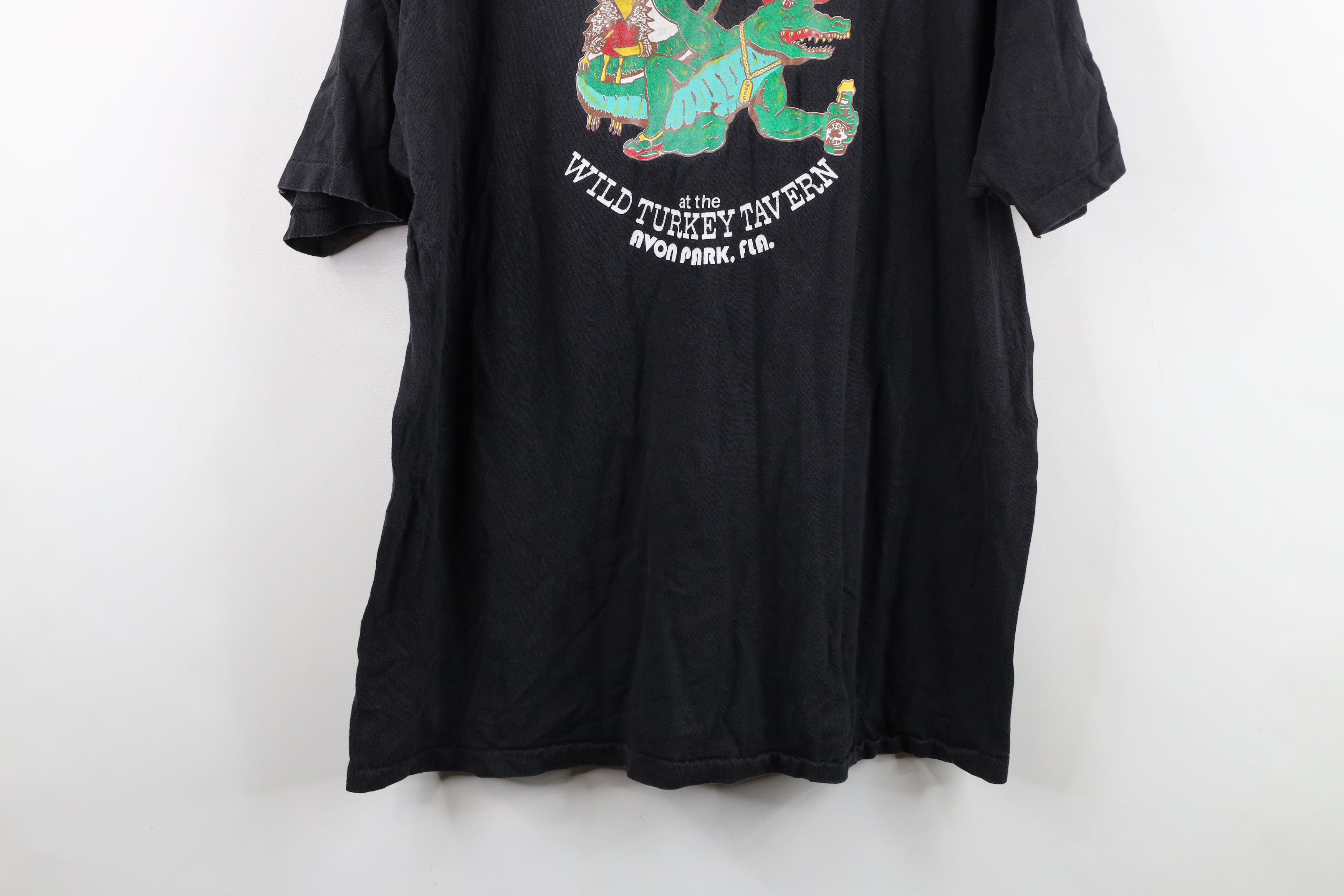 Vintage Vintage 90s Streetwear Tail Wild Turkey Tavern T-Shirt USA Size US XL / EU 56 / 4 - 14 Thumbnail