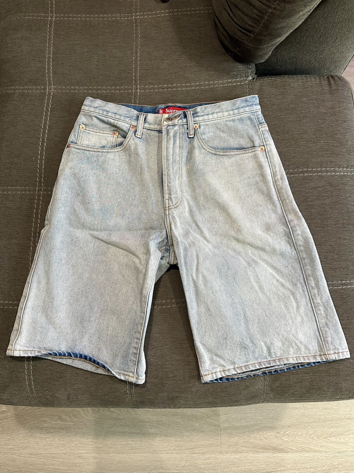 Supreme Supreme Baggy Denim Short Size US 30 / EU 46 - 1 Thumbnail