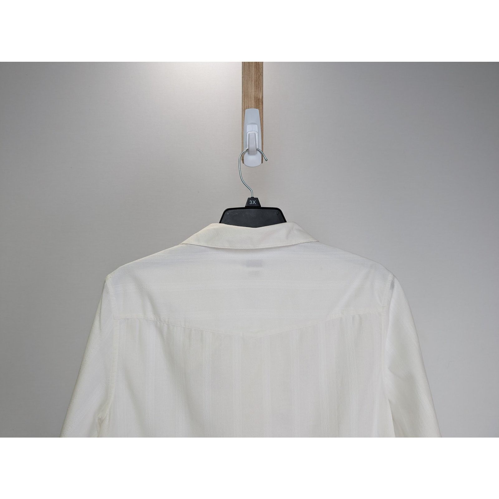 Brunello Cucinelli o1rshd1 Half Sleeve Button up Shirt in White Size US S / EU 44-46 / 1 - 13 Thumbnail