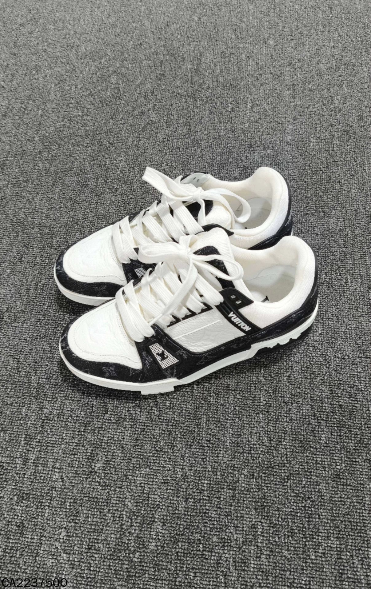 Louis Vuitton LV Black & White Monogram Trainer Women's 37 Size US 6 / IT 36 - 1 Thumbnail