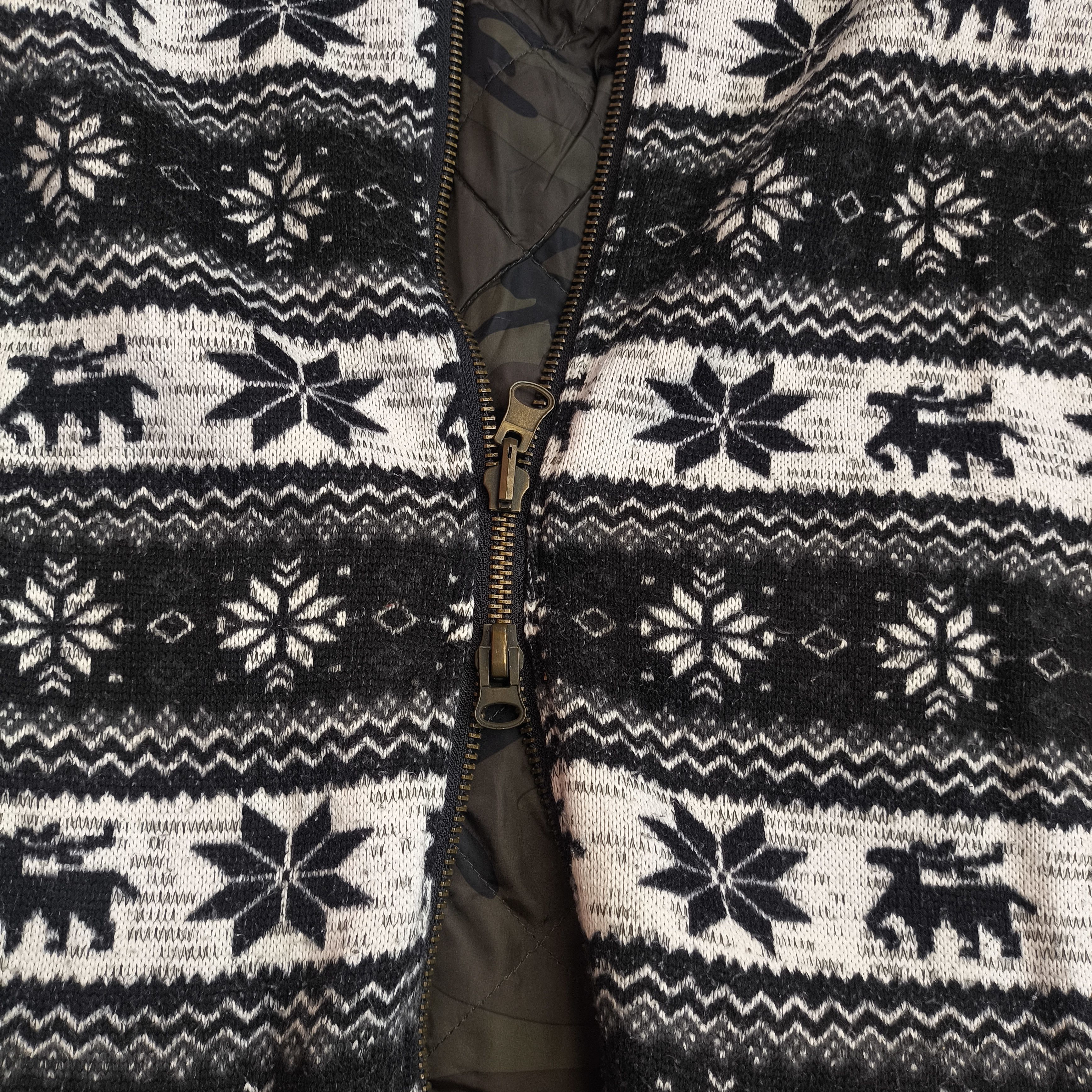 Dirk Bikkembergs Reversible dirk bikkembergs camougale Navajo jacket sz tag S Size US L / EU 52-54 / 3 - 5 Thumbnail