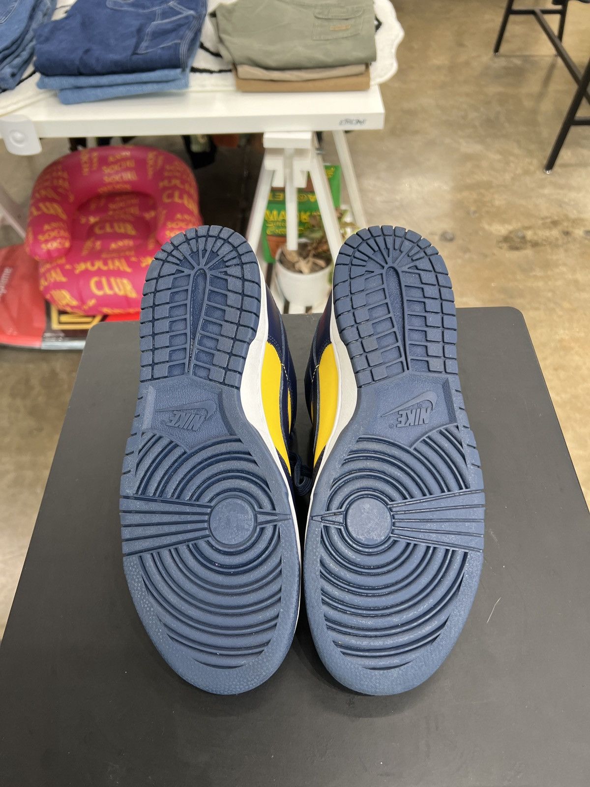 Nike Nike Dunk Low Michigan Sz. 10 (2021) Size US 10 / EU 43 - 9 Thumbnail