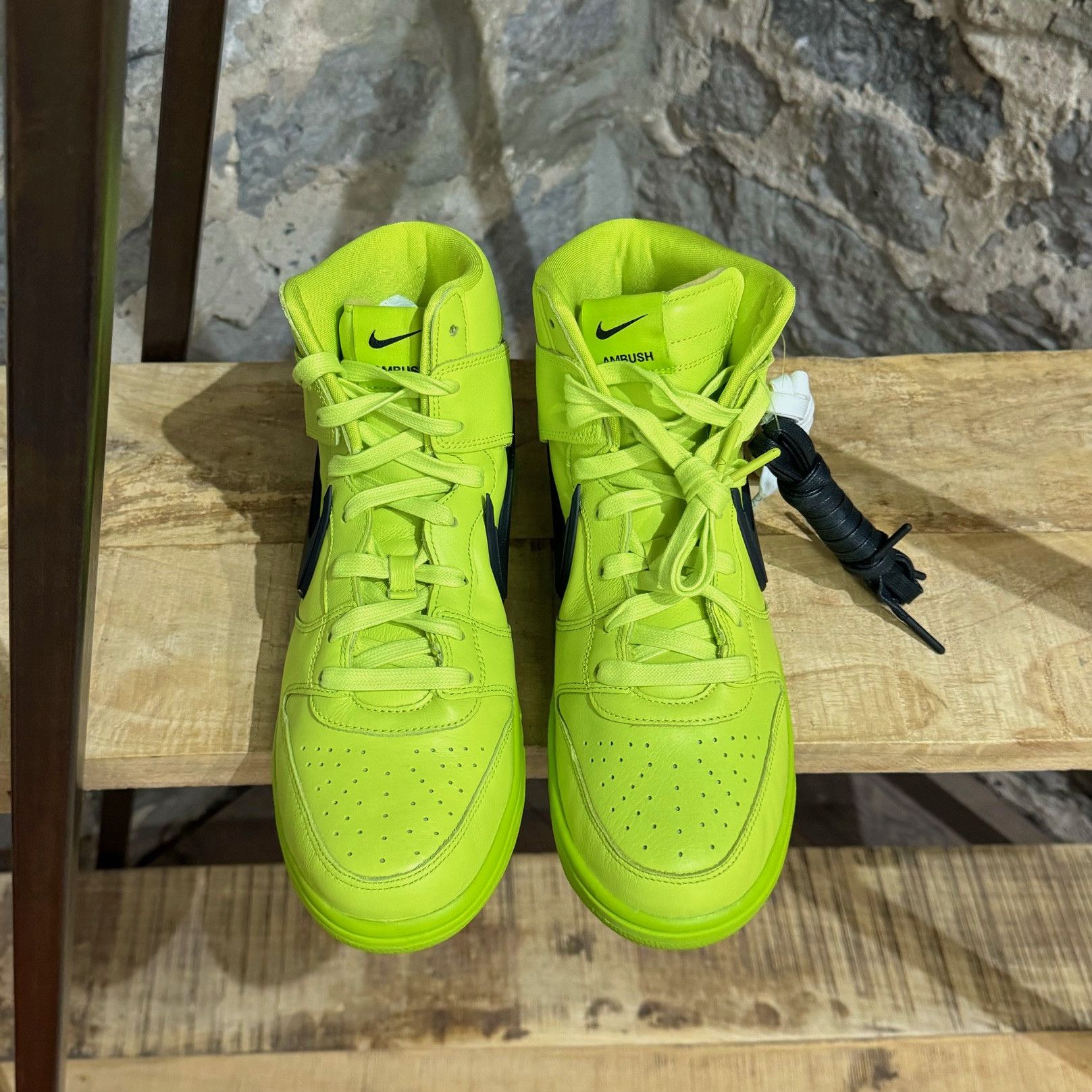 Ambush Design × Nike Nike x Ambush Dunk Hi Atomic Green Sneakers Size US 9.5 / EU 42-43 - 2 Thumbnail