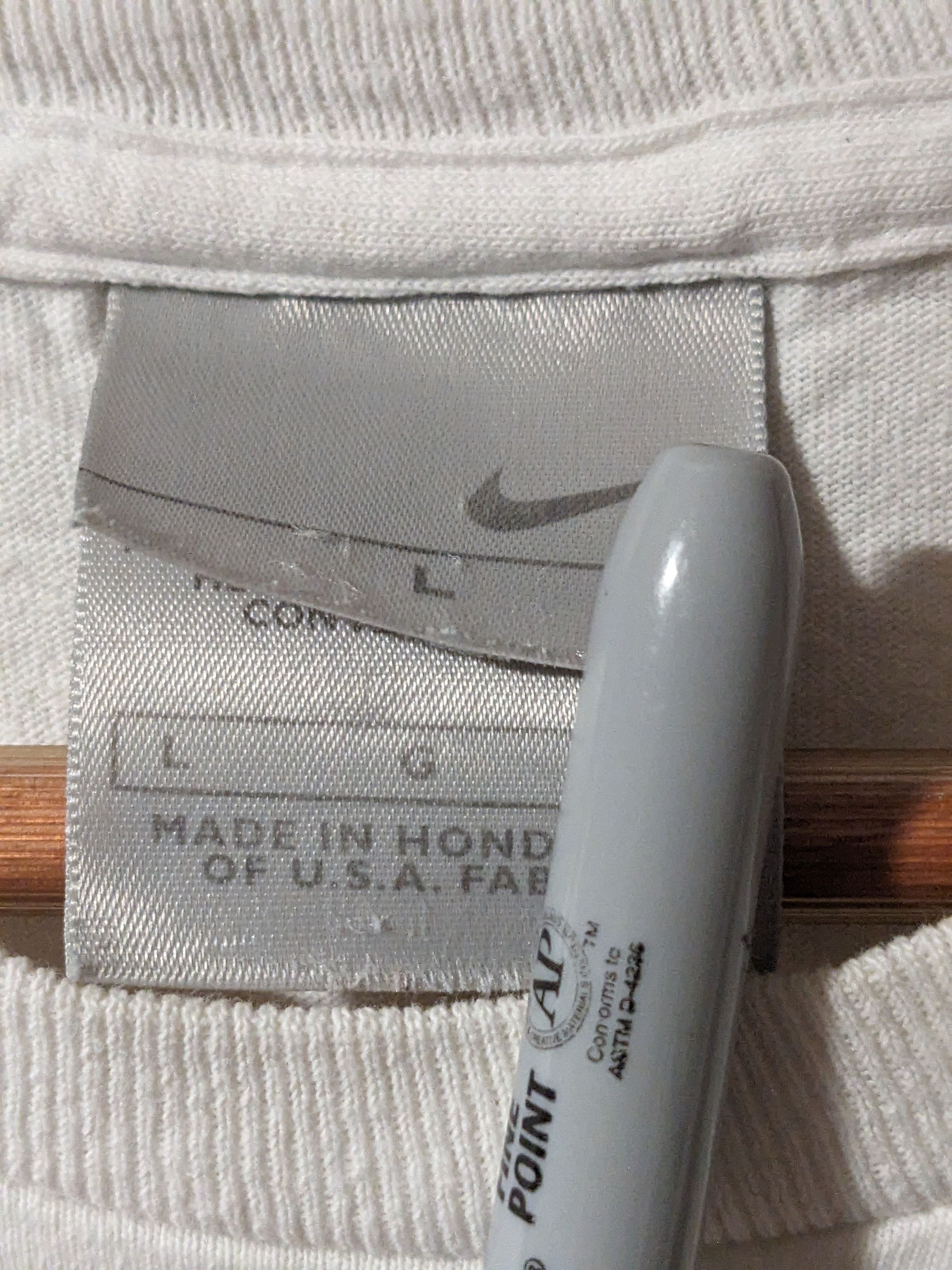 Nike × Vintage Vintage Y2K Nike Big Swoosh Check White Large T-Shirt Size US L / EU 52-54 / 3 - 3 Thumbnail