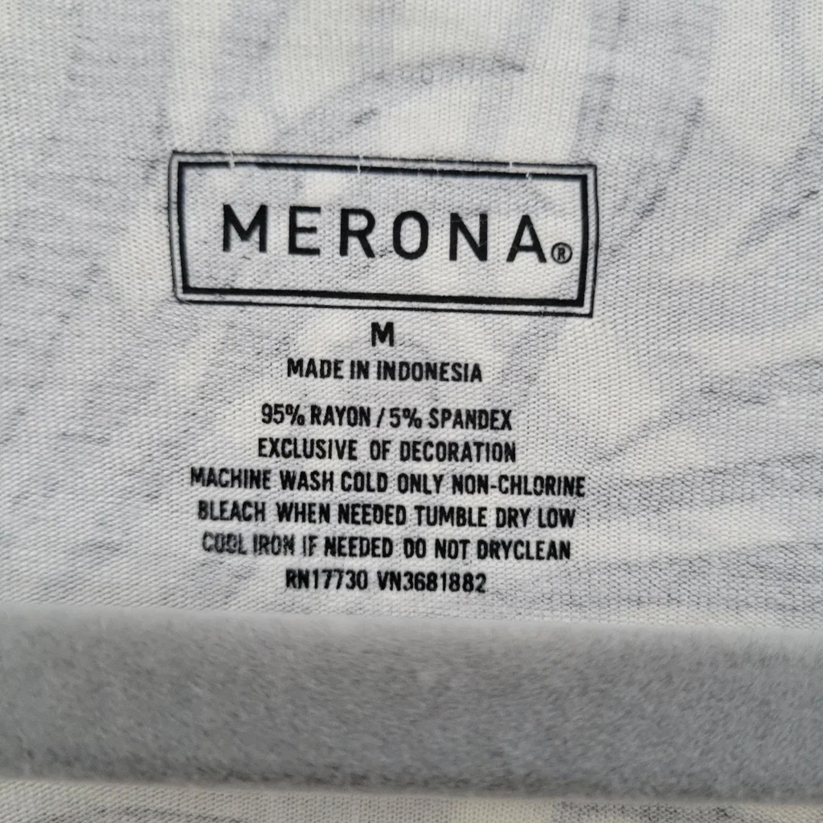 Merona NWT New Merona Womens Medium V Neck 3/4 Sleeve Blouse Top Size M / US 6-8 / IT 42-44 - 3 Thumbnail