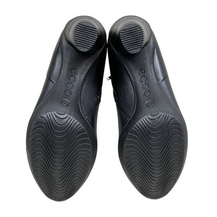 Ecco ECCO Black Leather Sculptured Heel Ankle Booties Rubber Grailed