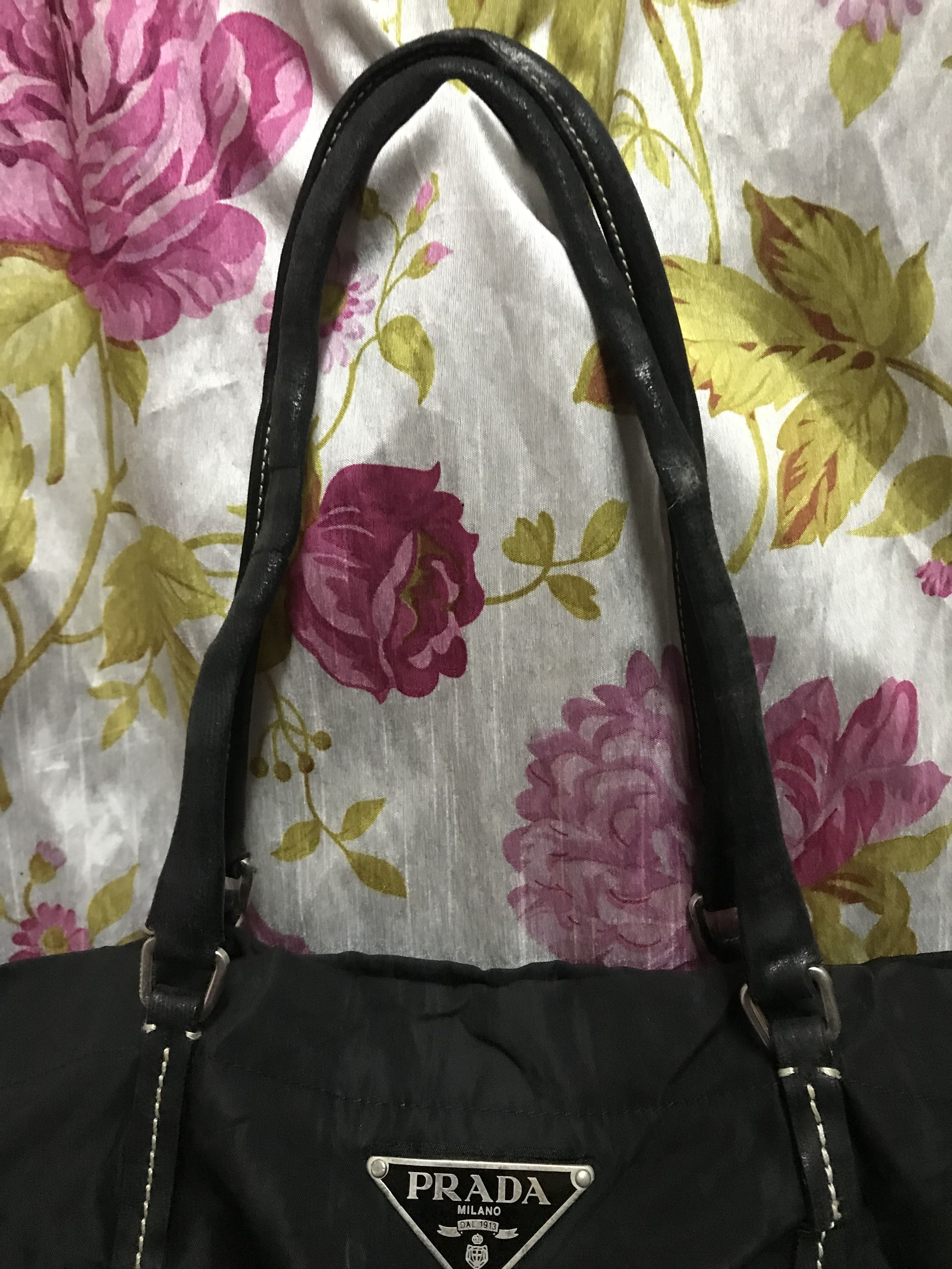 Prada Authentic Prada Black Handbag Size ONE SIZE - 7 Thumbnail