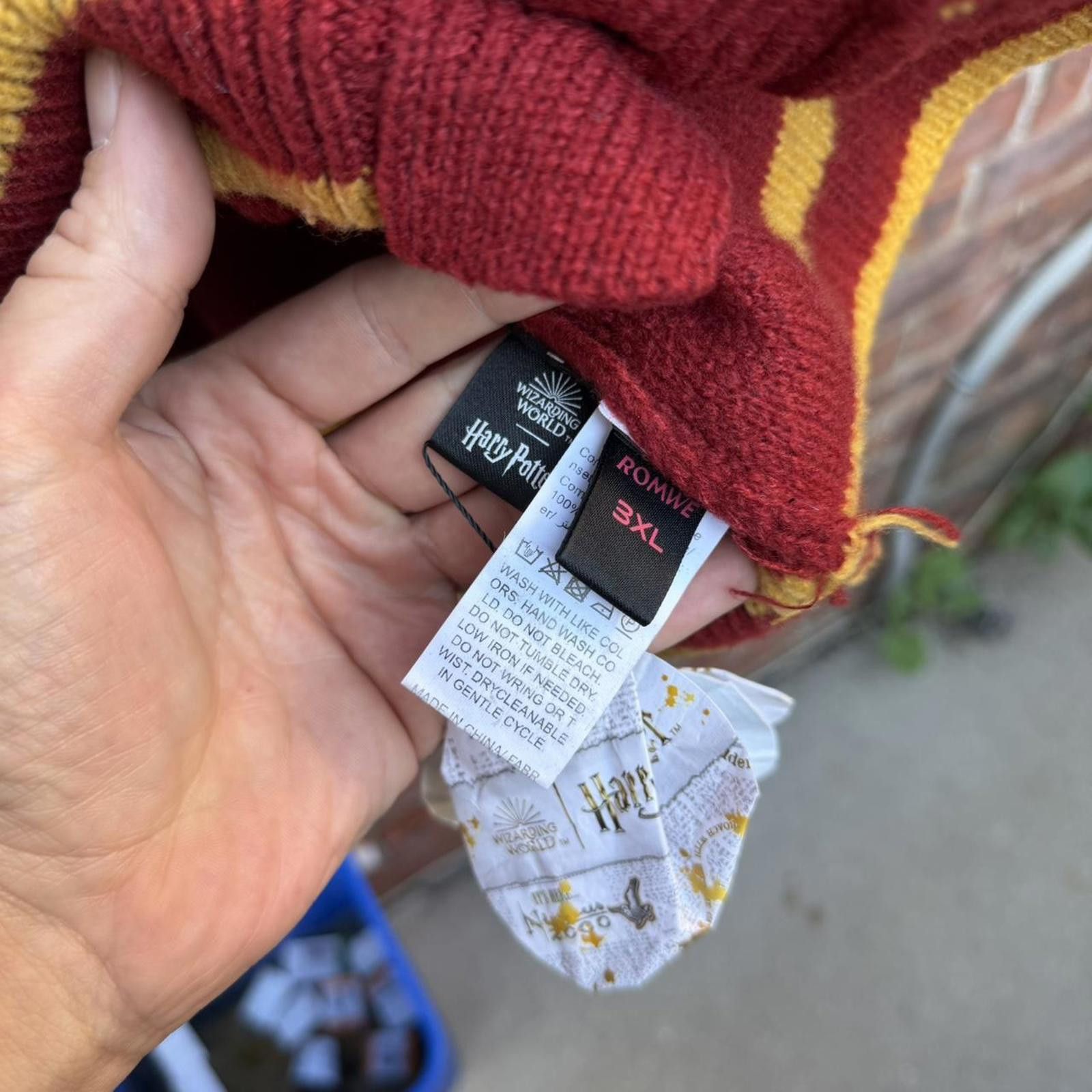 Other Harry Potter gryffindor cardigan 3XL Size US XXL / EU 58 / 5 - 7 Thumbnail