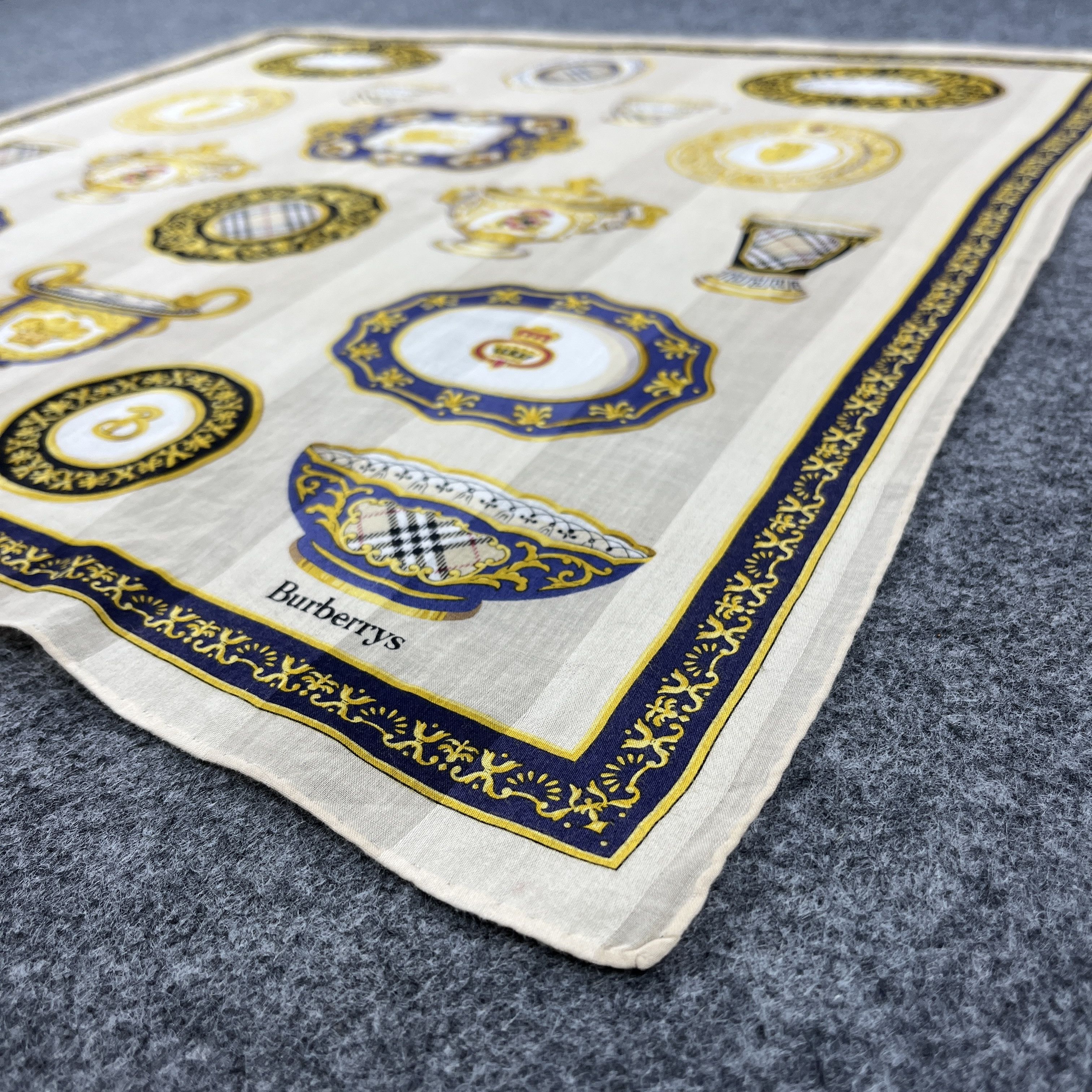 Burberry Burberry Handkerchief / Bandana / Neckerchief B910 Size ONE SIZE - 5 Thumbnail