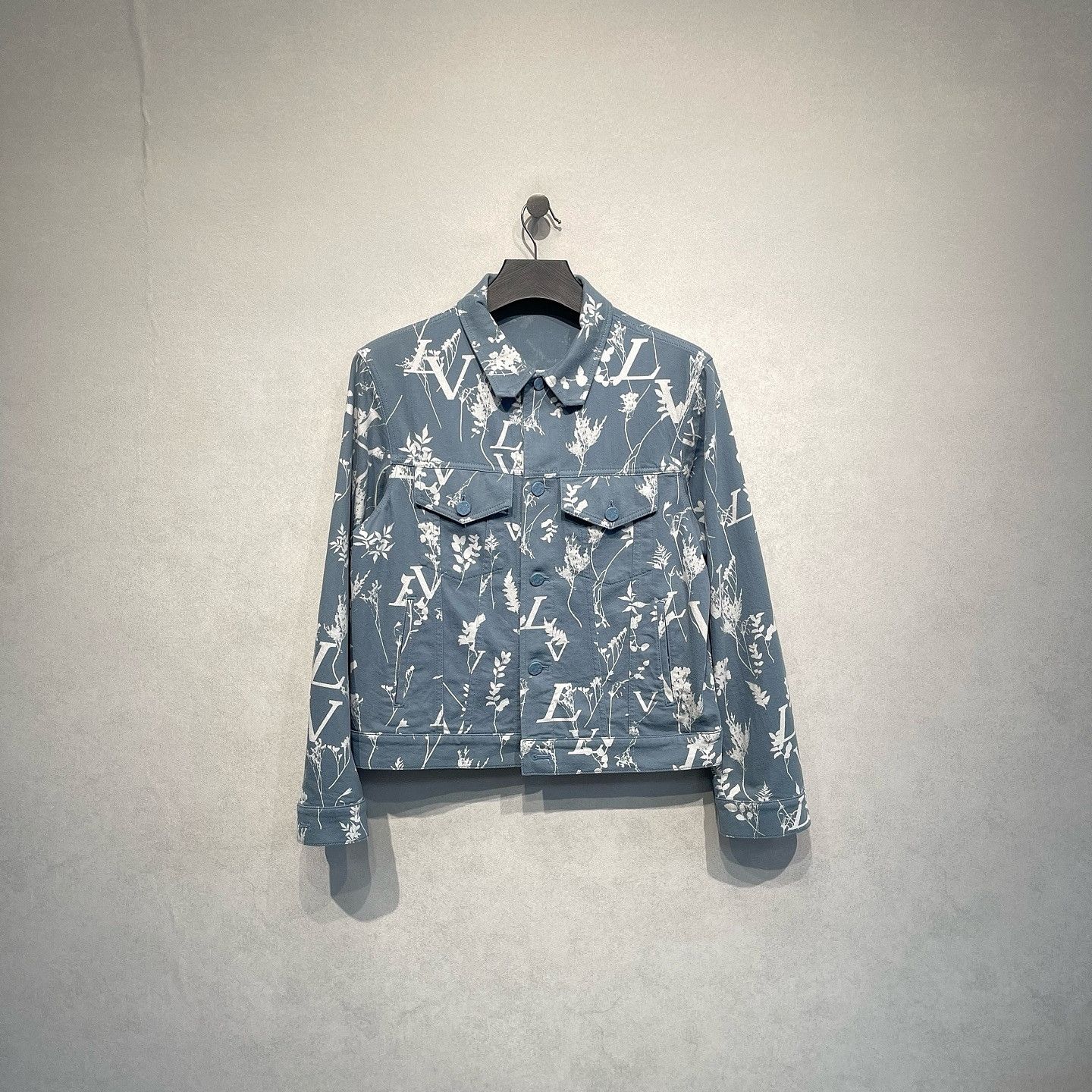 Louis Vuitton Louis Vuitton Botanical Monogram Denim Jacket Size 48 Size US M / EU 48-50 / 2 - 1 Thumbnail