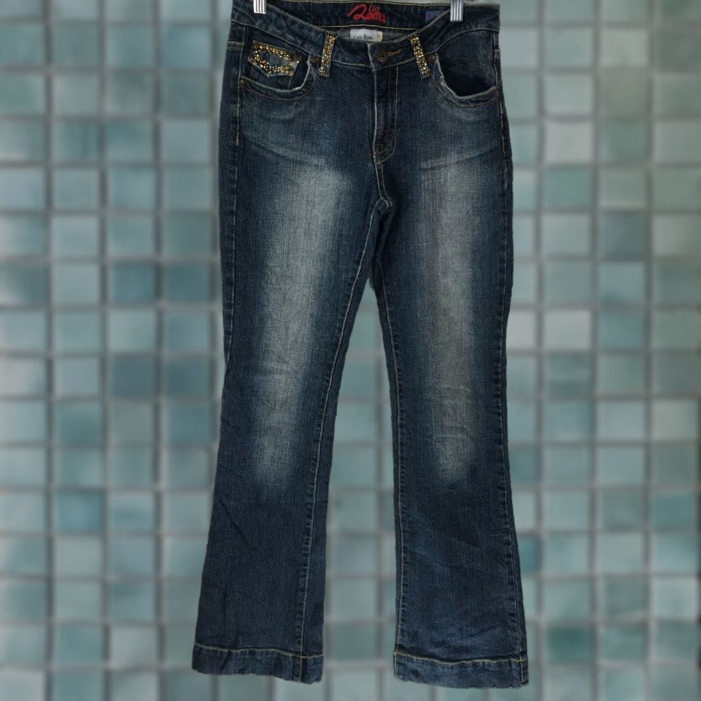 Denime VINTAGE Leo Roma Womens Blue Low Rise Embroidered Denim Jeans Size 3 30X32 90s Flared Size 26" / US 2 / IT 38 - 1 Thumbnail
