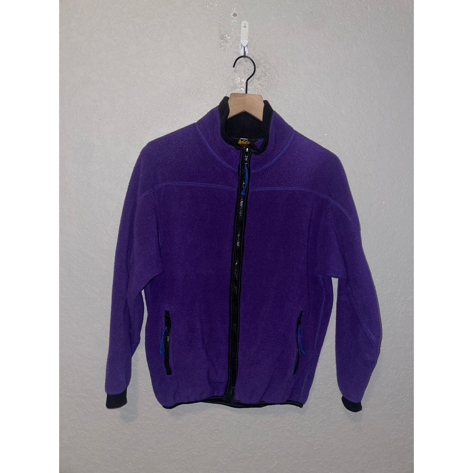 Rei Womens REI Fleece Jacket Vintage Outdoor Purple Sweatshirt 6 Size M / US 6-8 / IT 42-44 - 1 Thumbnail