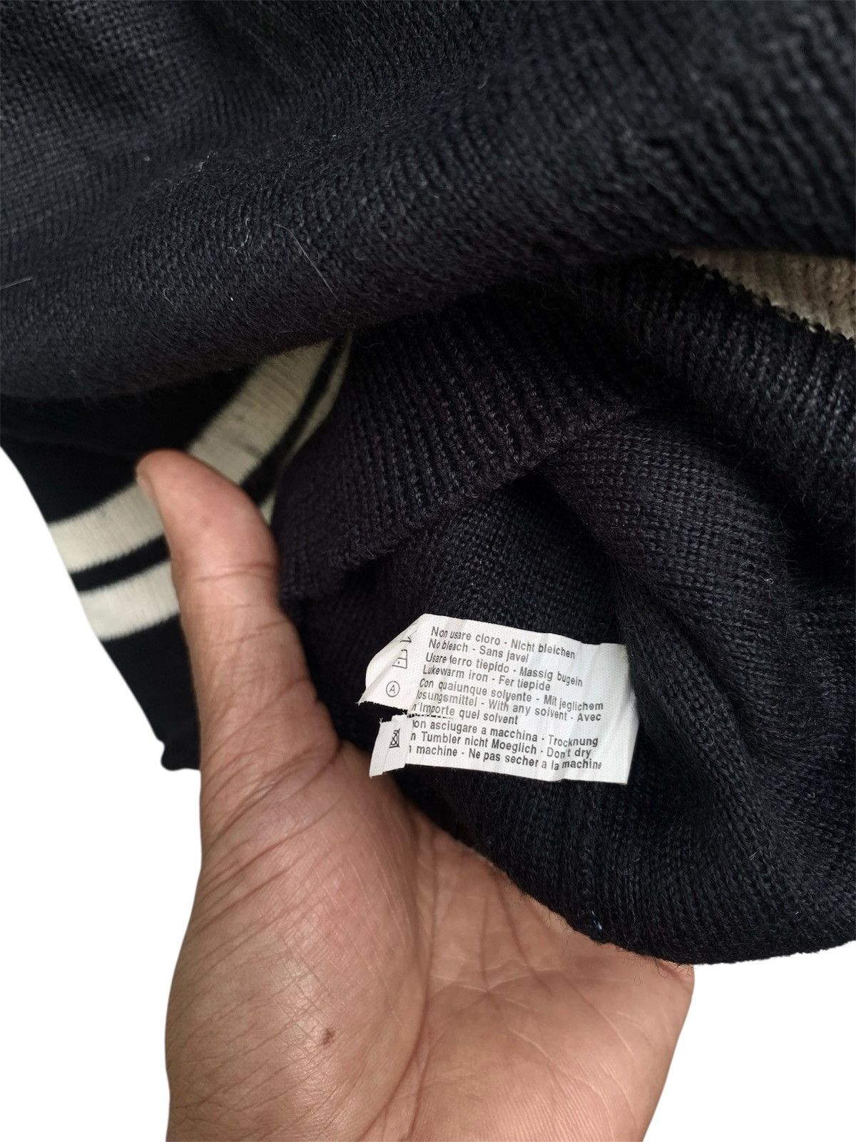 Vintage Gucci big script knitting Size US L / EU 52-54 / 3 - 5 Thumbnail