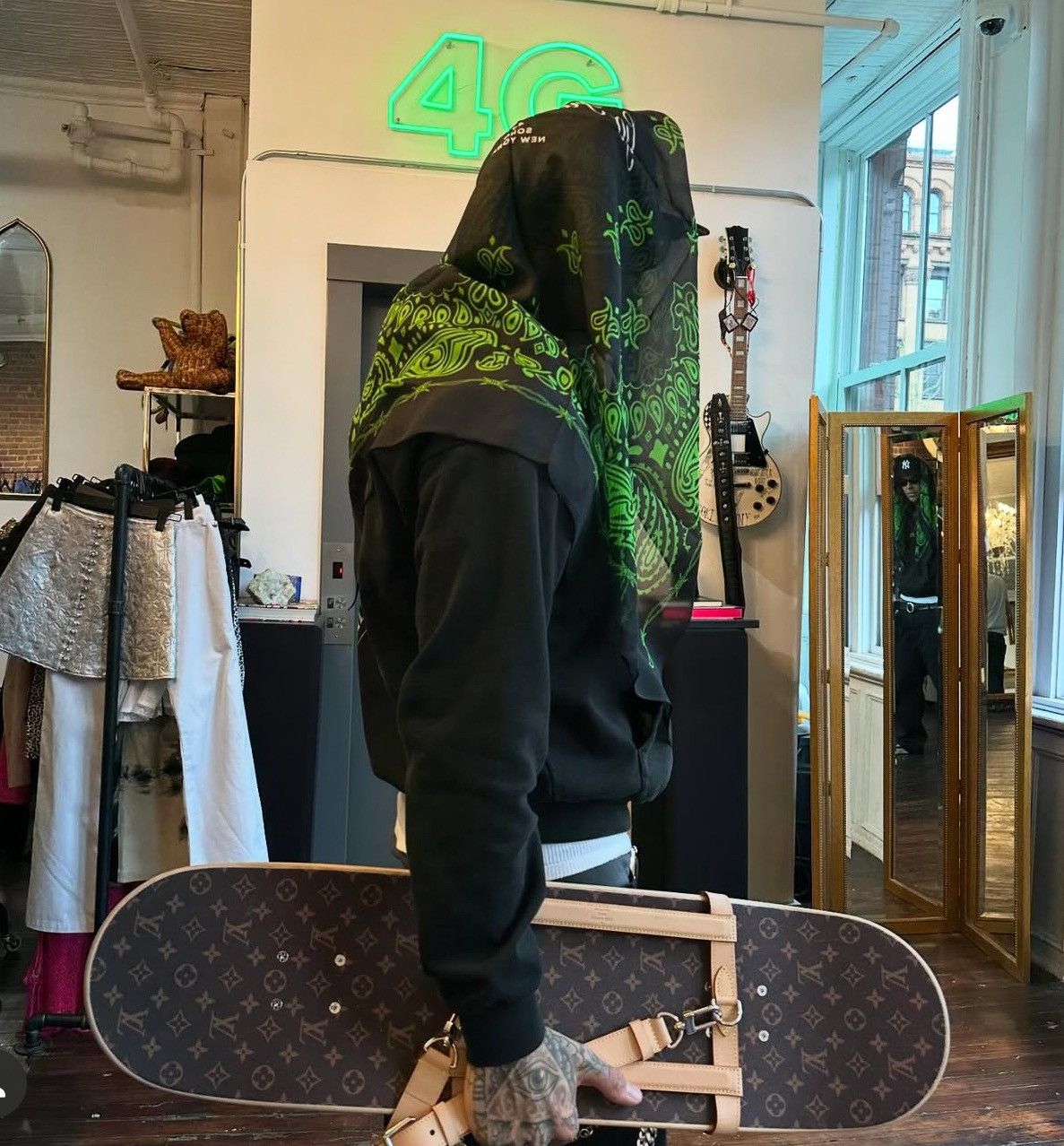 Louis Vuitton × Virgil Abloh LOUIS VUITTON LV VIRGIL SKATEBOARD BAG STRAP RUNWAY Size ONE SIZE - 3 Thumbnail