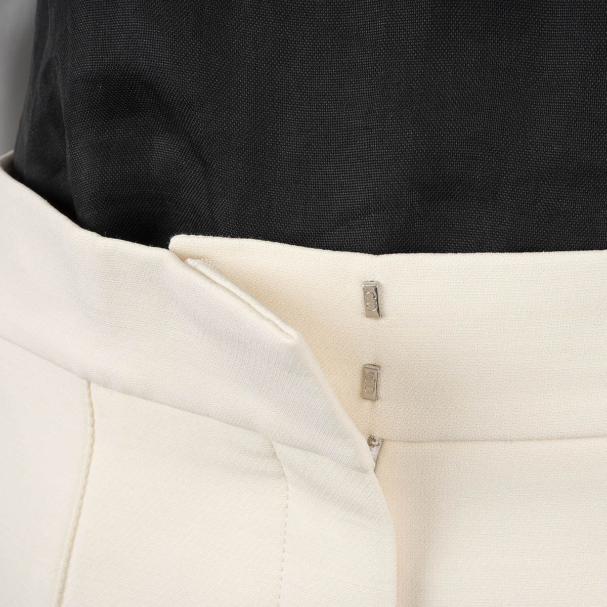 Dior o1y0825 Sweatpant in Ivory Size 30" / US 8 / IT 44 - 5 Thumbnail