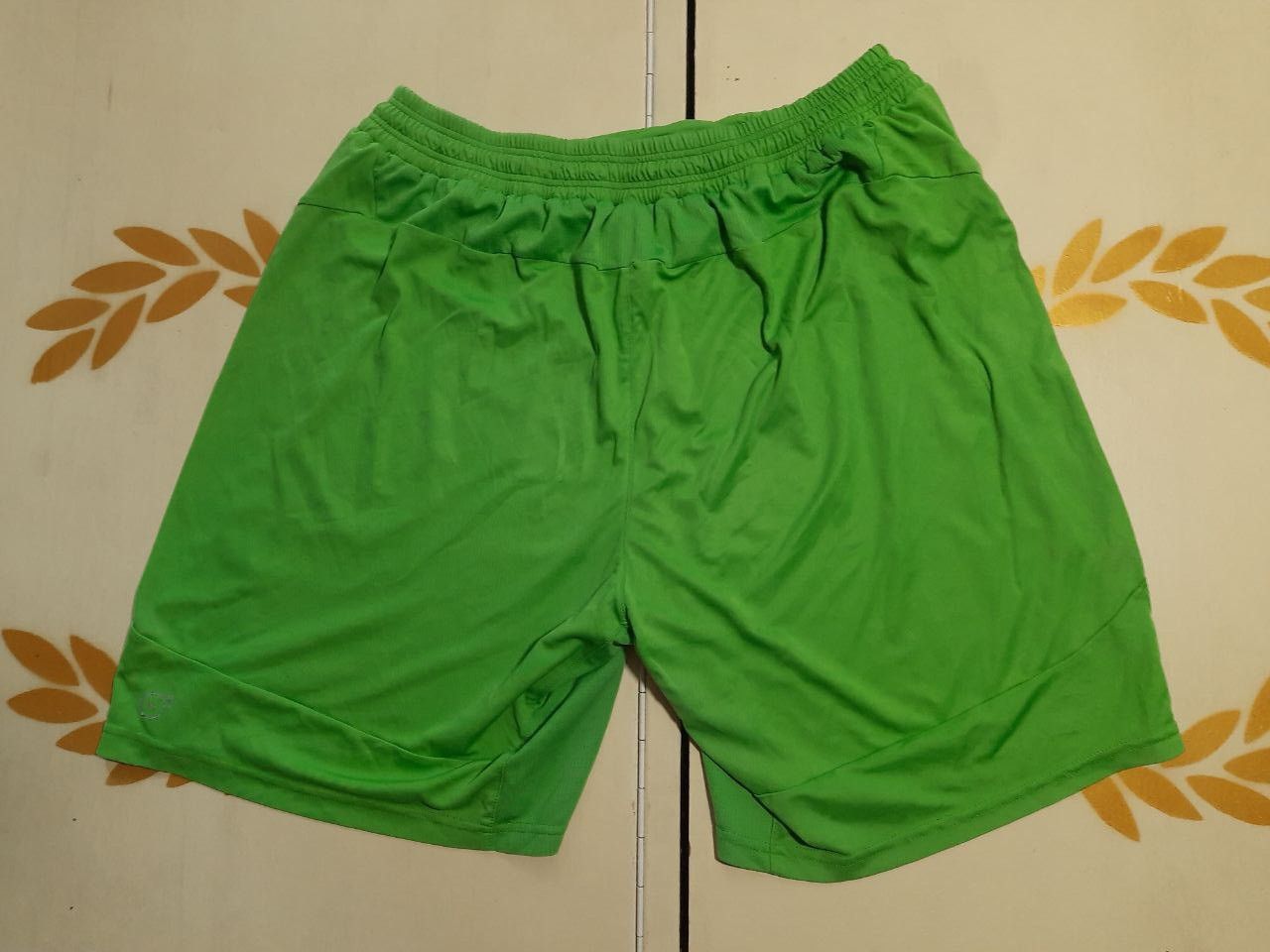 Puma Newcastle United Goalkeeper Football Shorts Green Puma Size US 36 / EU 52 - 3 Thumbnail