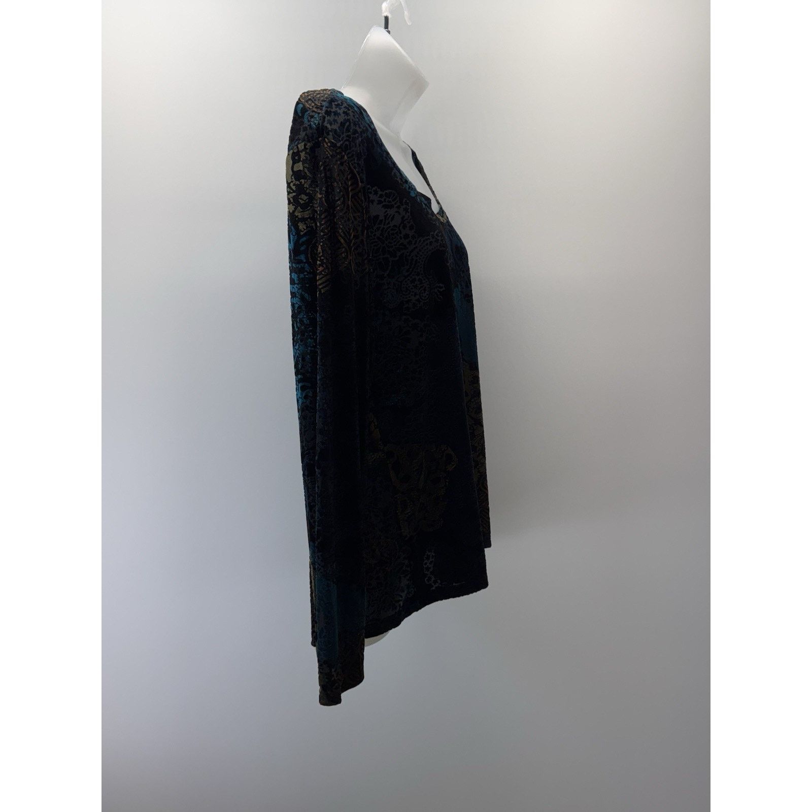 Chicos Chico's Velvet Velour Iridescent Blouse Top Women’s Sz 3/XL Size XL / US 12-14 / IT 48-50 - 3 Thumbnail