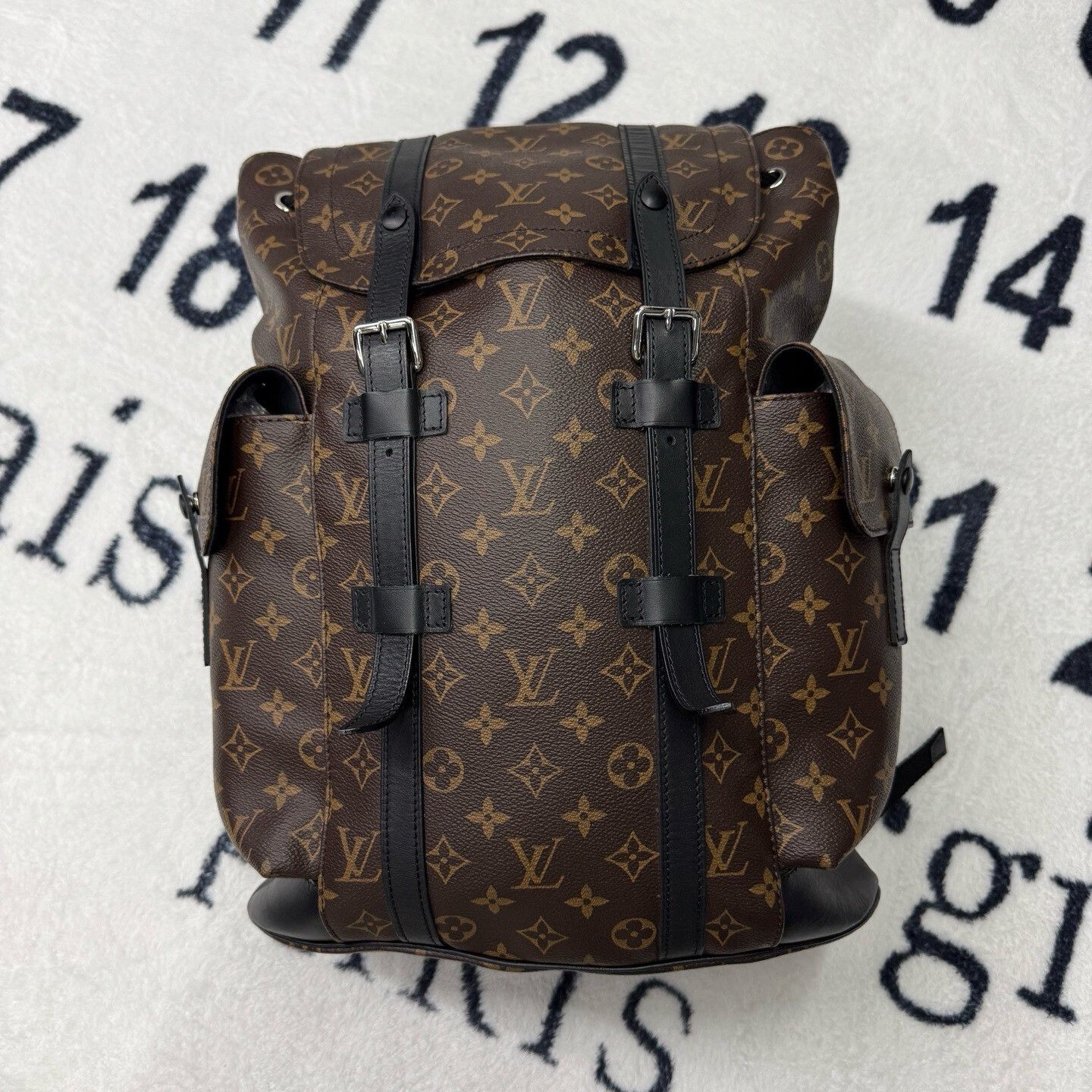 Louis Vuitton Louis Vuitton Backpack 44 Women Size ONE SIZE - 1 Thumbnail
