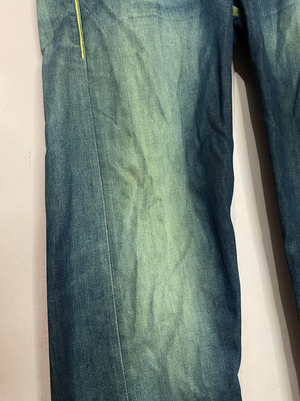 Hollywood Trading Company HTC hollywood trading company distressed jeans Size US 35 - 12 Thumbnail