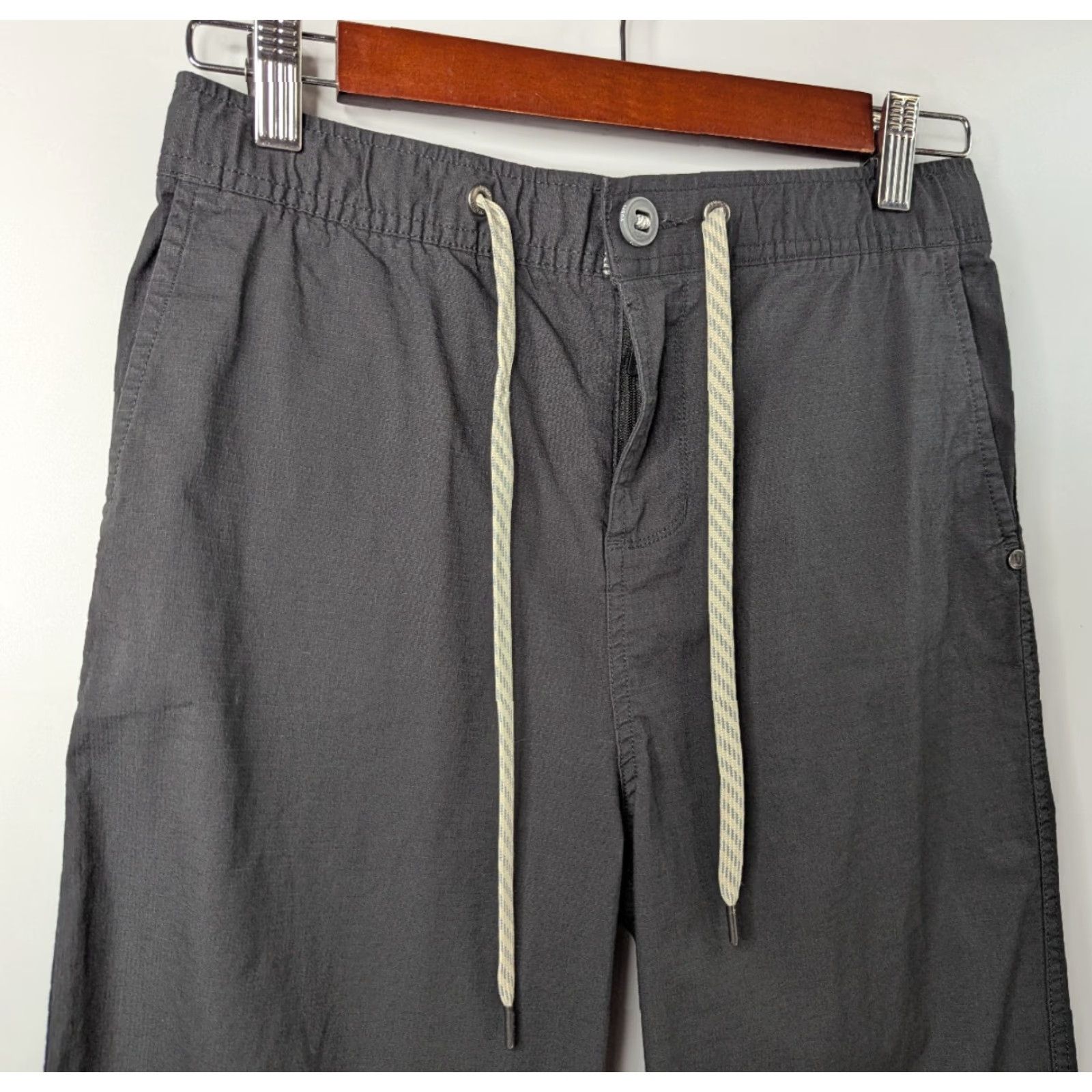 Vuori Vuori Pants Womens Ripstop Wide Leg Cropped S Grey Outdoor Hiking VW416 Size 28" / US 6 / IT 42 - 3 Thumbnail