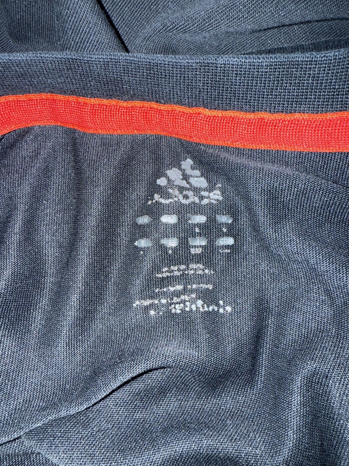 Adidas Vintage 00s adidas tee Size US L / EU 52-54 / 3 - 4 Thumbnail
