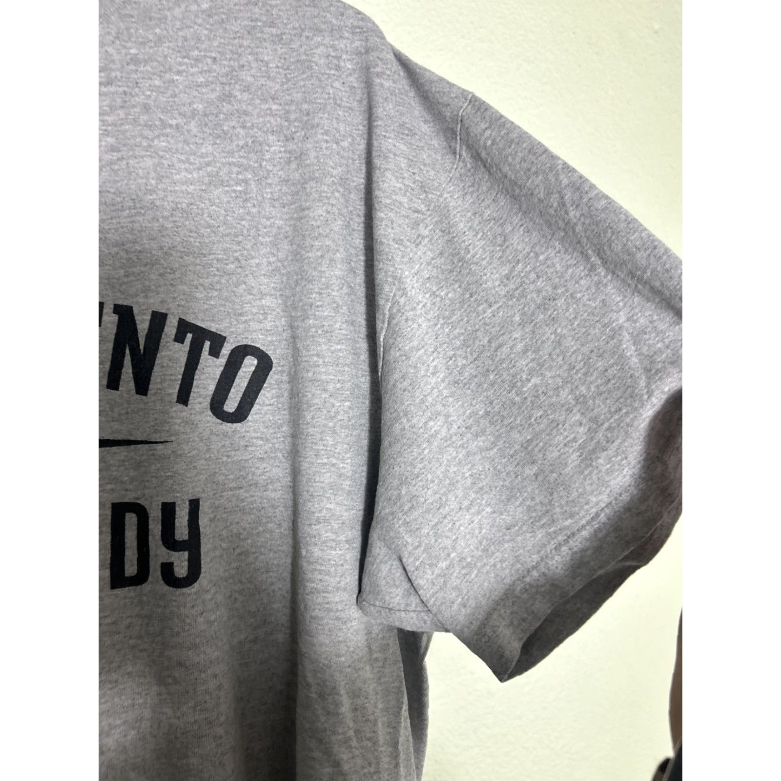 Vintage VINTAGE Sacramento Vs Everybody Mens XL Short Sleeve T Shirt Pullover Gray Size US XL / EU 56 / 4 - 5 Thumbnail