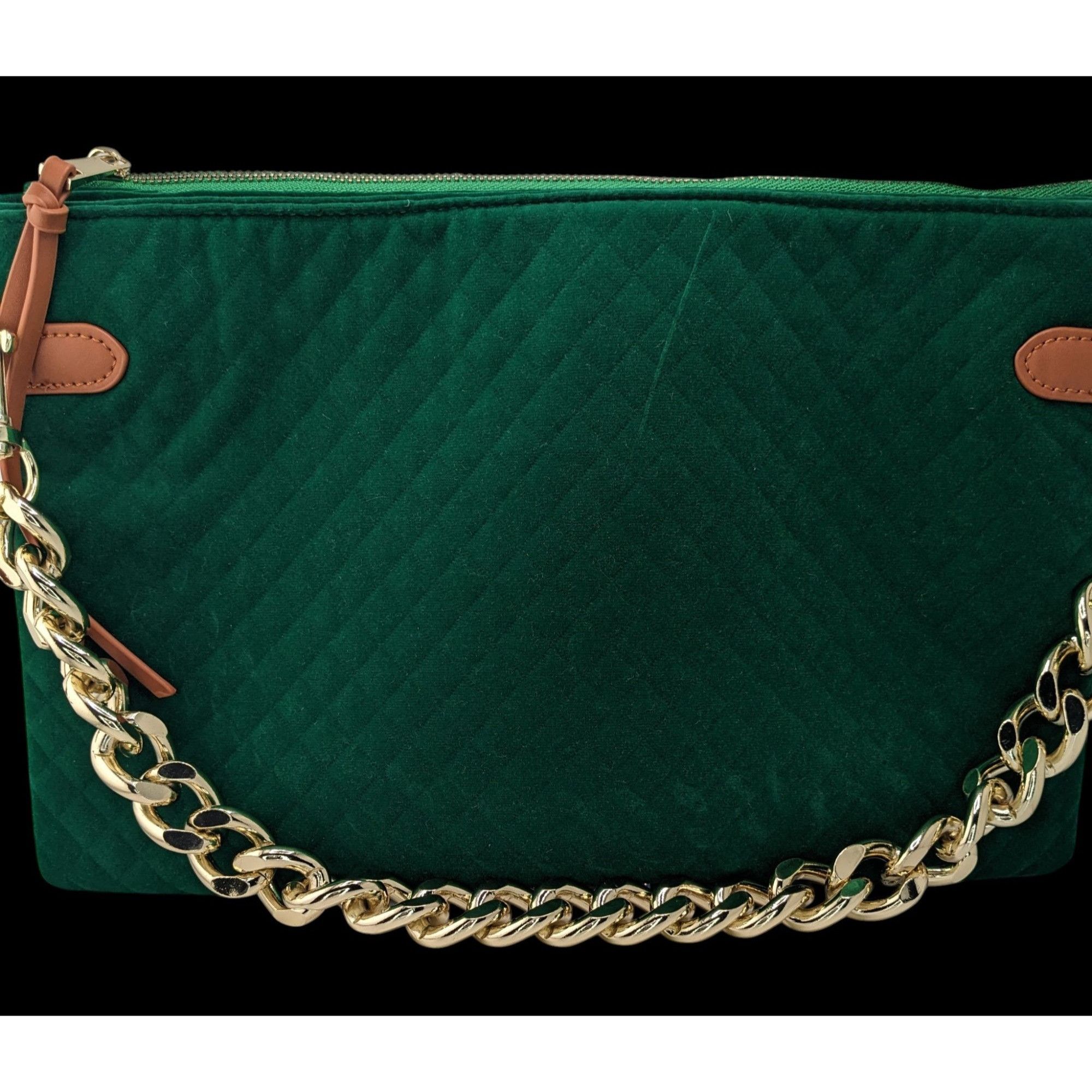 Other Thomas & Lee Company Quilted Green Velvet Shoulder Bag With Size ONE SIZE - 1 Thumbnail
